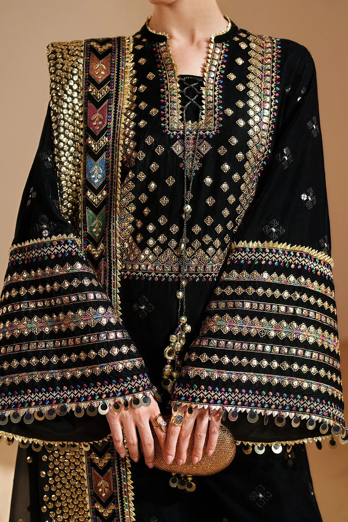 JZ-VVF-D5-0 | EMBROIDERED VELVET FORMAL | Jazmin
