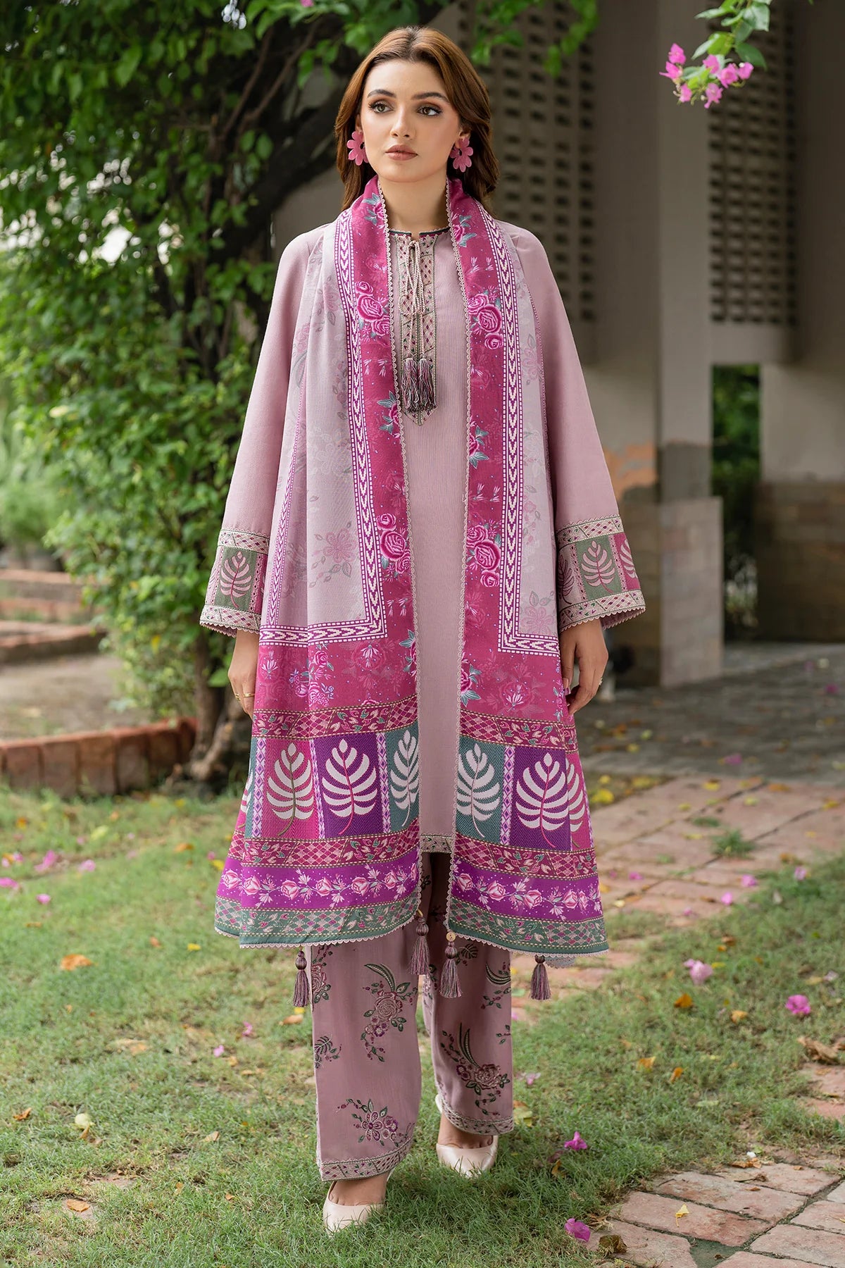 JZ-UW-D0055-0 | EMBROIDERED KHADDAR | Jazmin
