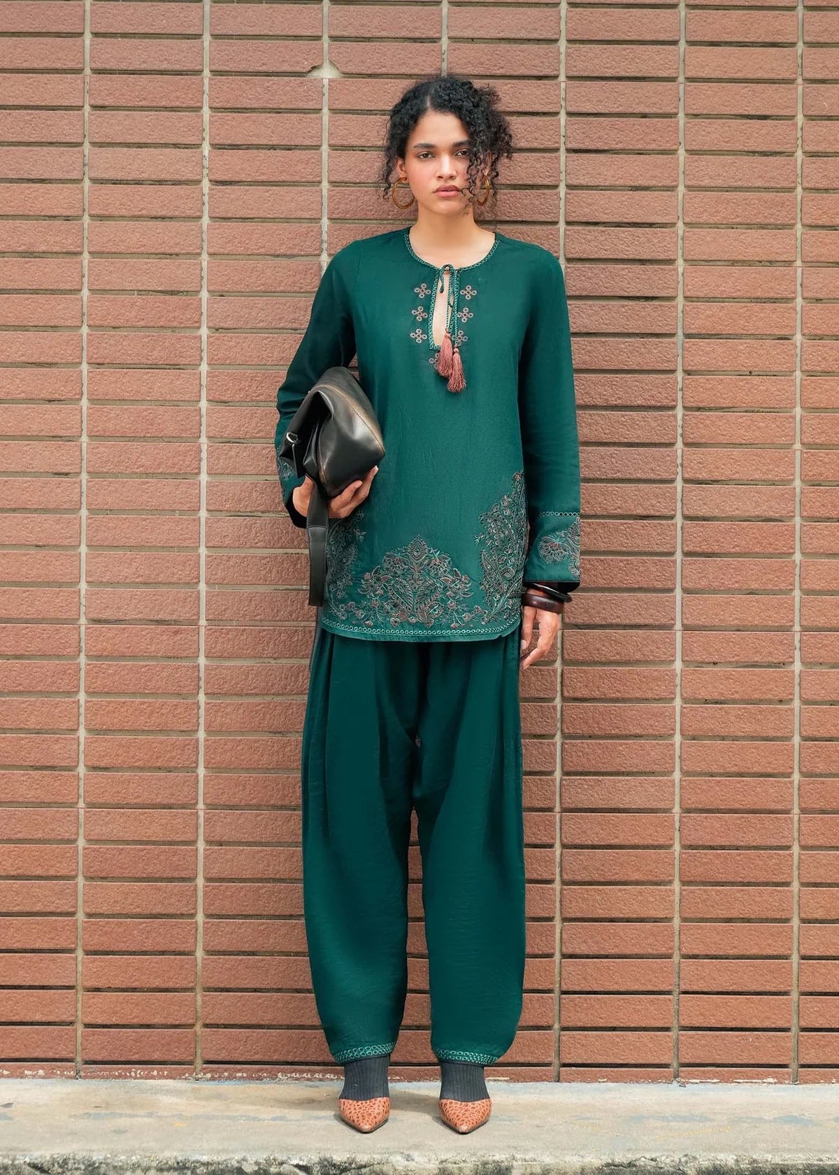 B02-03 | WINTER CLASSICS' 25 | LAJ BY LAJWANTI