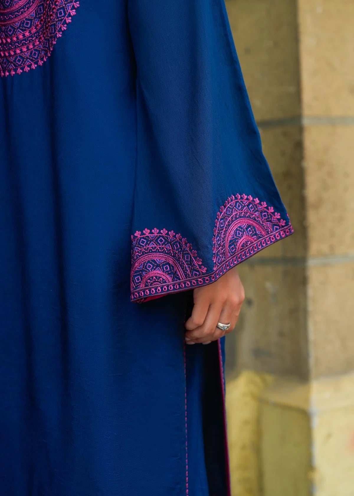 B02-10 | WINTER CLASSICS' 25 | LAJ BY LAJWANTI