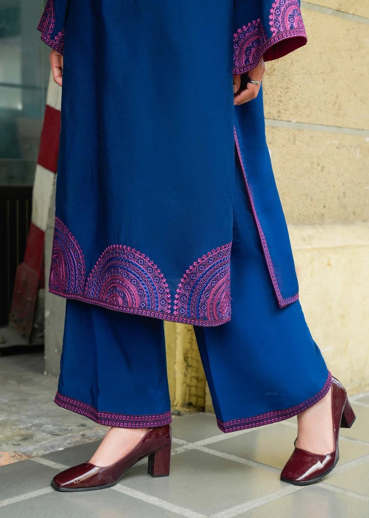 B02-10 | WINTER CLASSICS' 25 | LAJ BY LAJWANTI