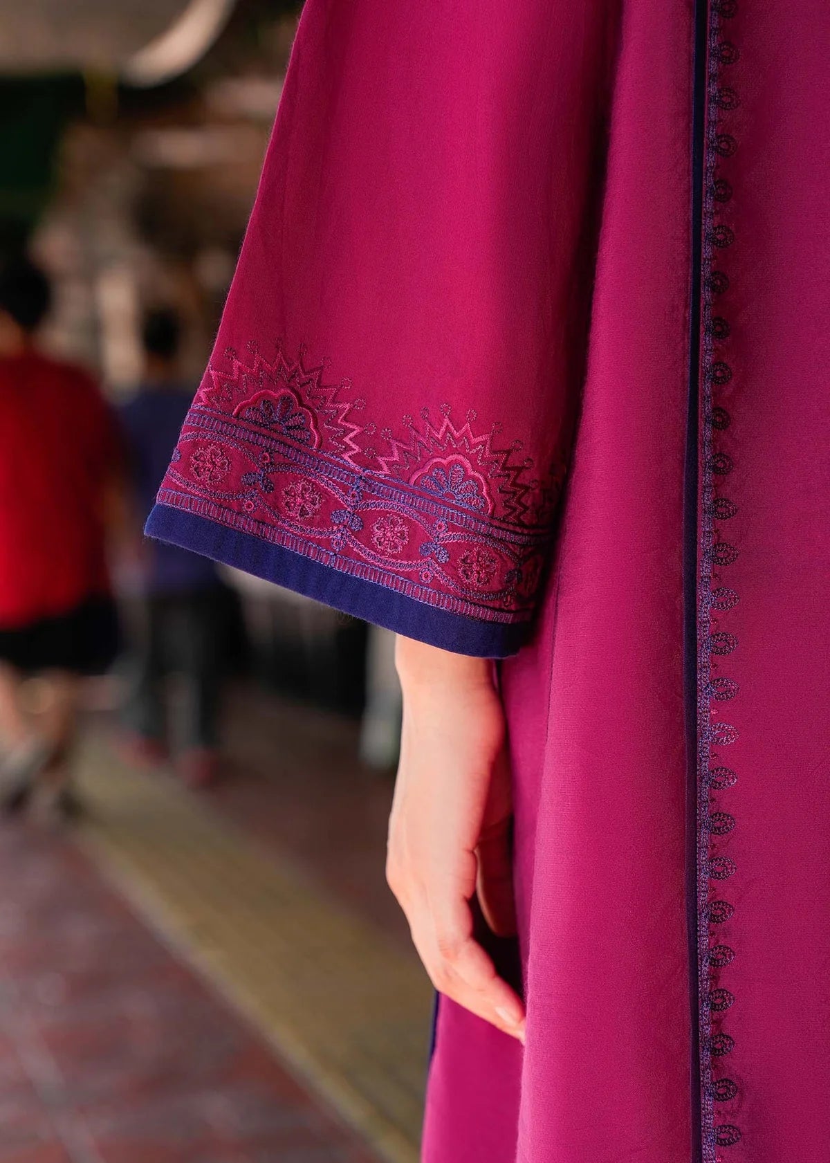 B02-02 | WINTER CLASSICS' 25 | LAJ BY LAJWANTI