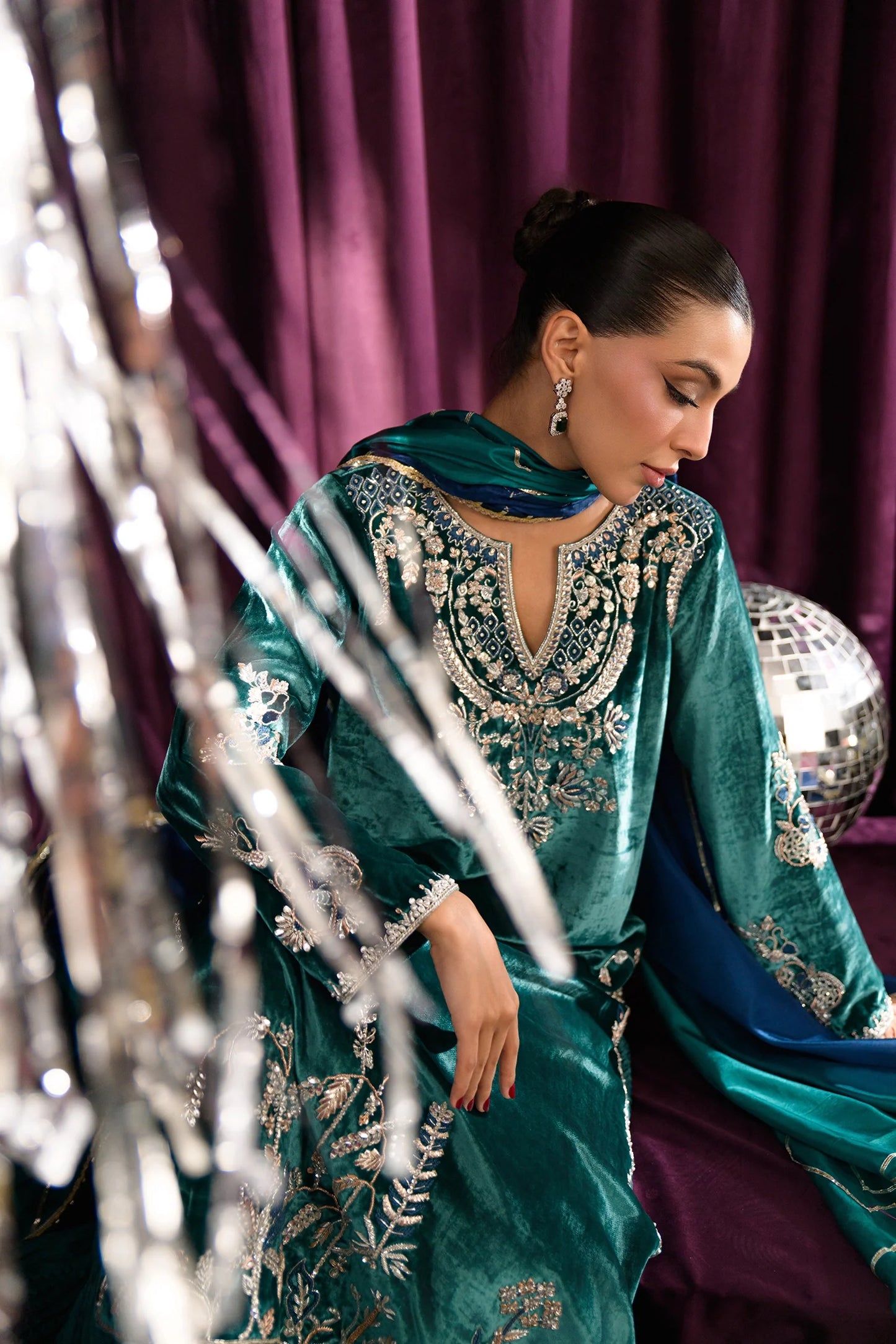 Skyline | Mara Velvet Luxe '25 | Flairs Studio