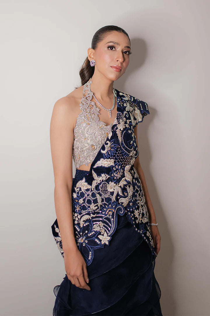 Platinum Rose | Velvet | Nadia Farooqui