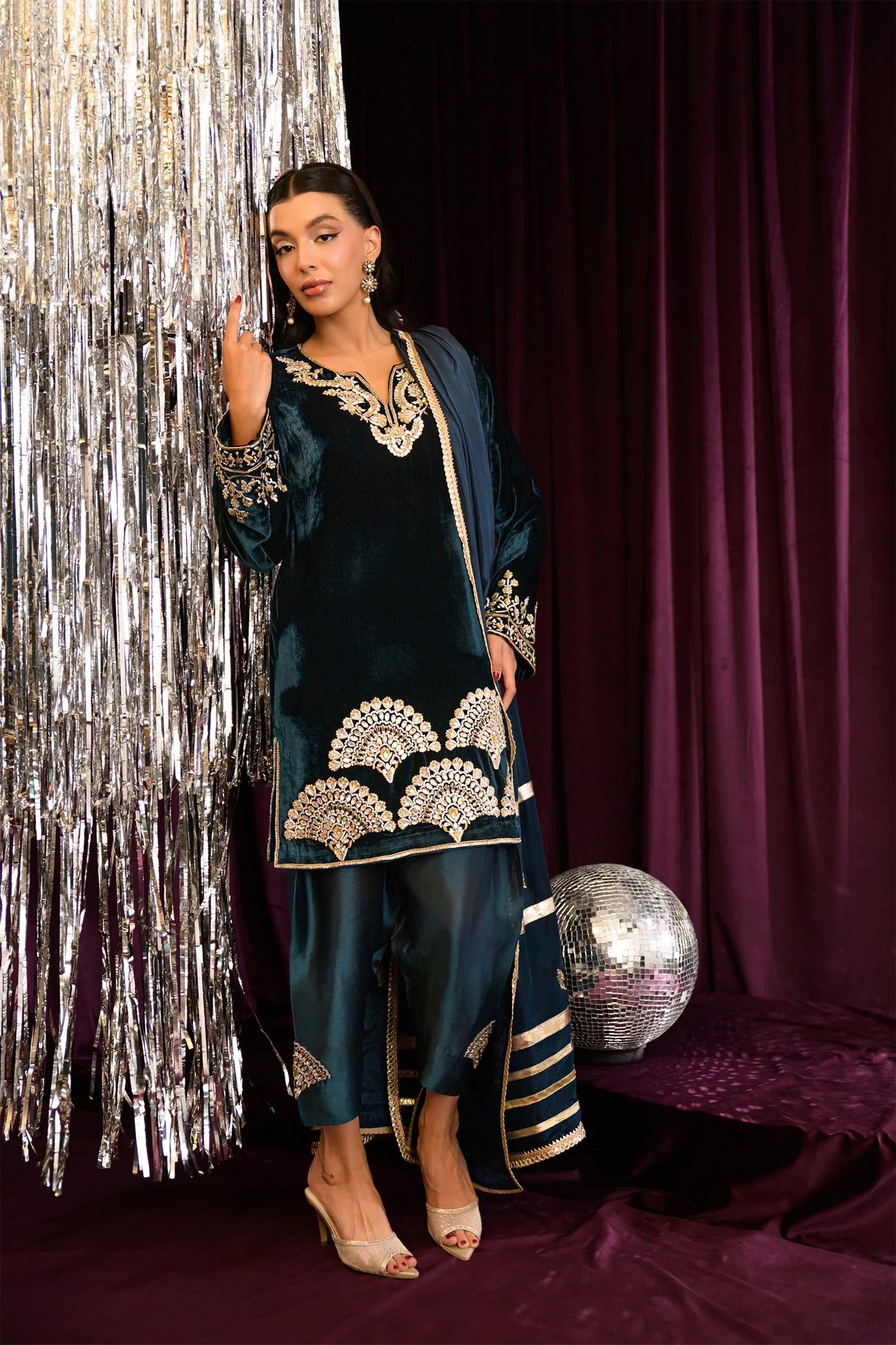 Blue Bird | Mara Velvet Luxe '25 | Flairs Studio