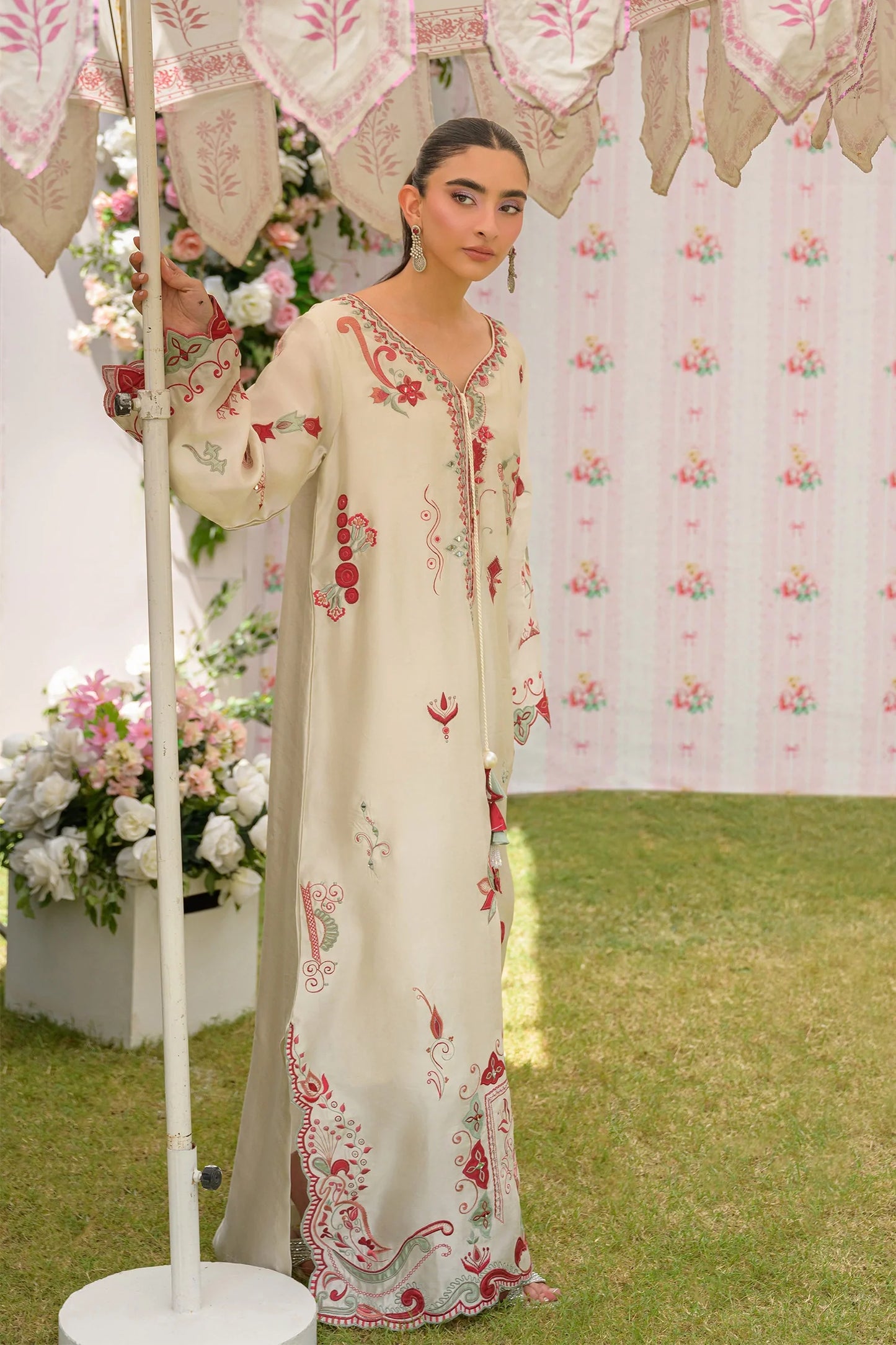 Vanilla Rose |  Siara Eid Luxe '26 | Flairs Studio