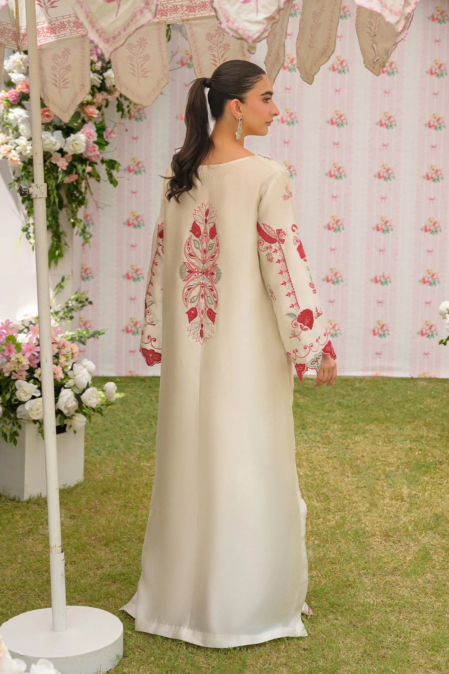 Vanilla Rose |  Siara Eid Luxe '26 | Flairs Studio