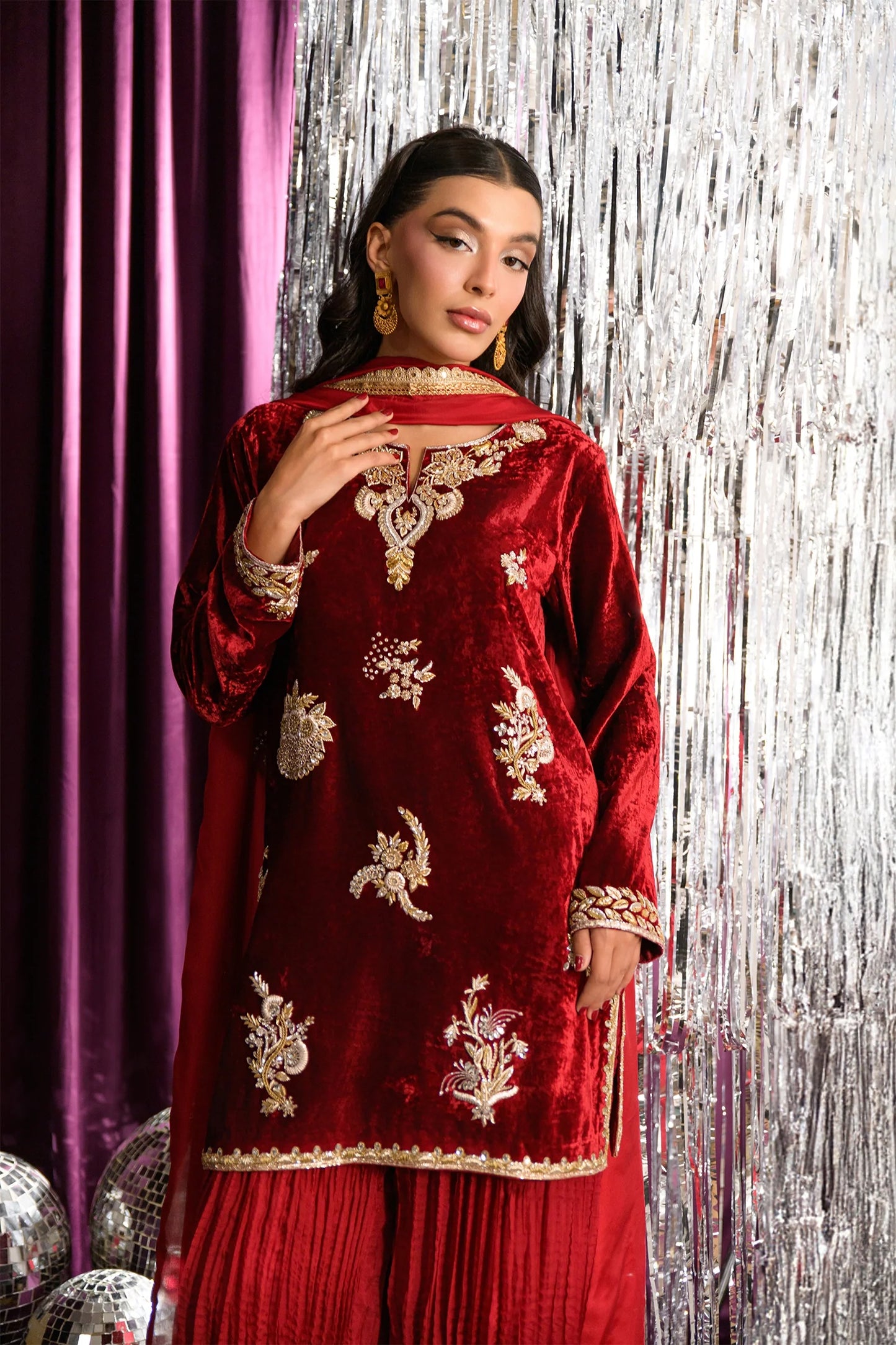 Cranberry | Mara Velvet Luxe '25 | Flairs Studio