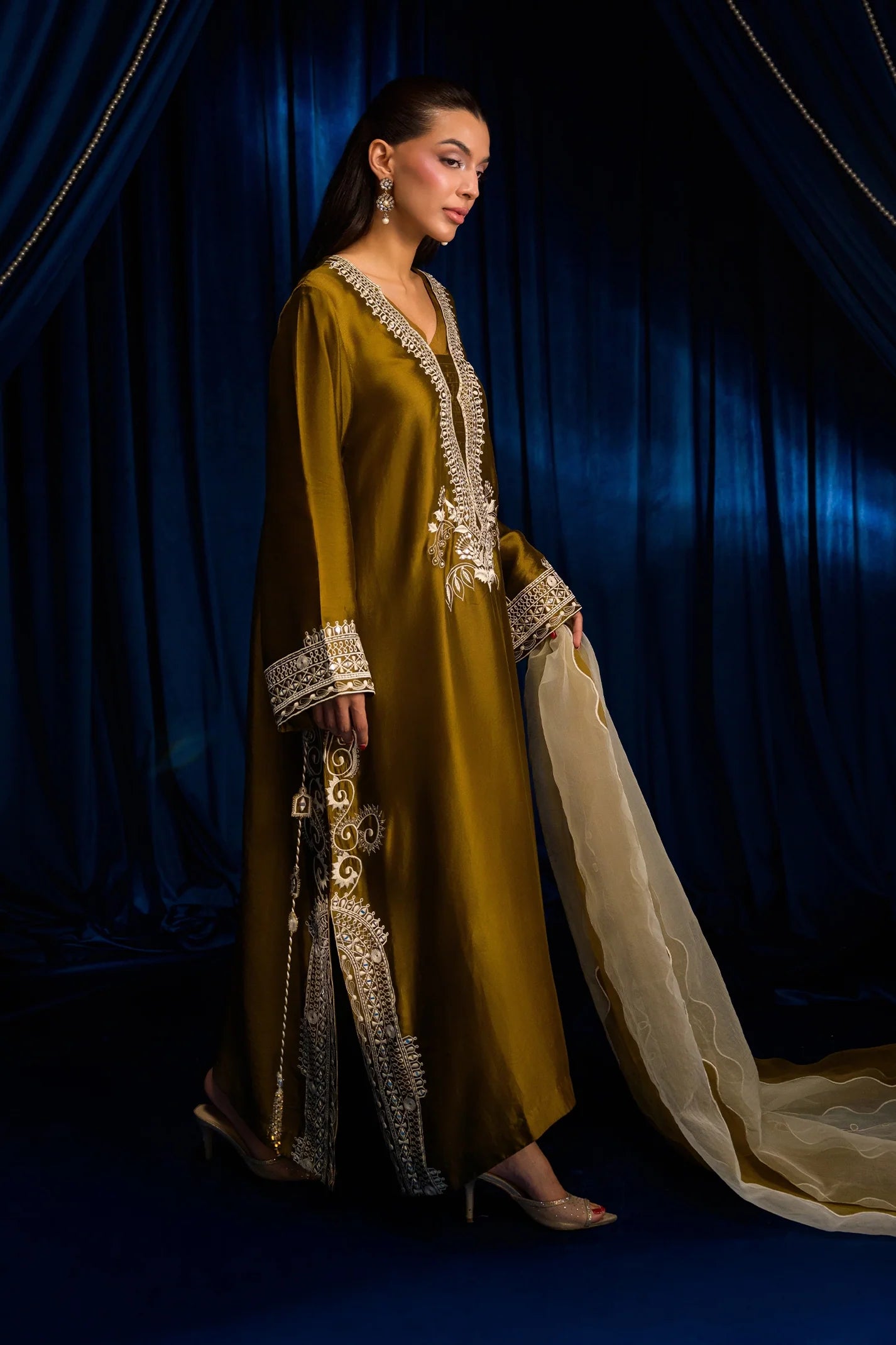 Cally Caramel |  Ayra Festive Formals '26 | Flairs Studio