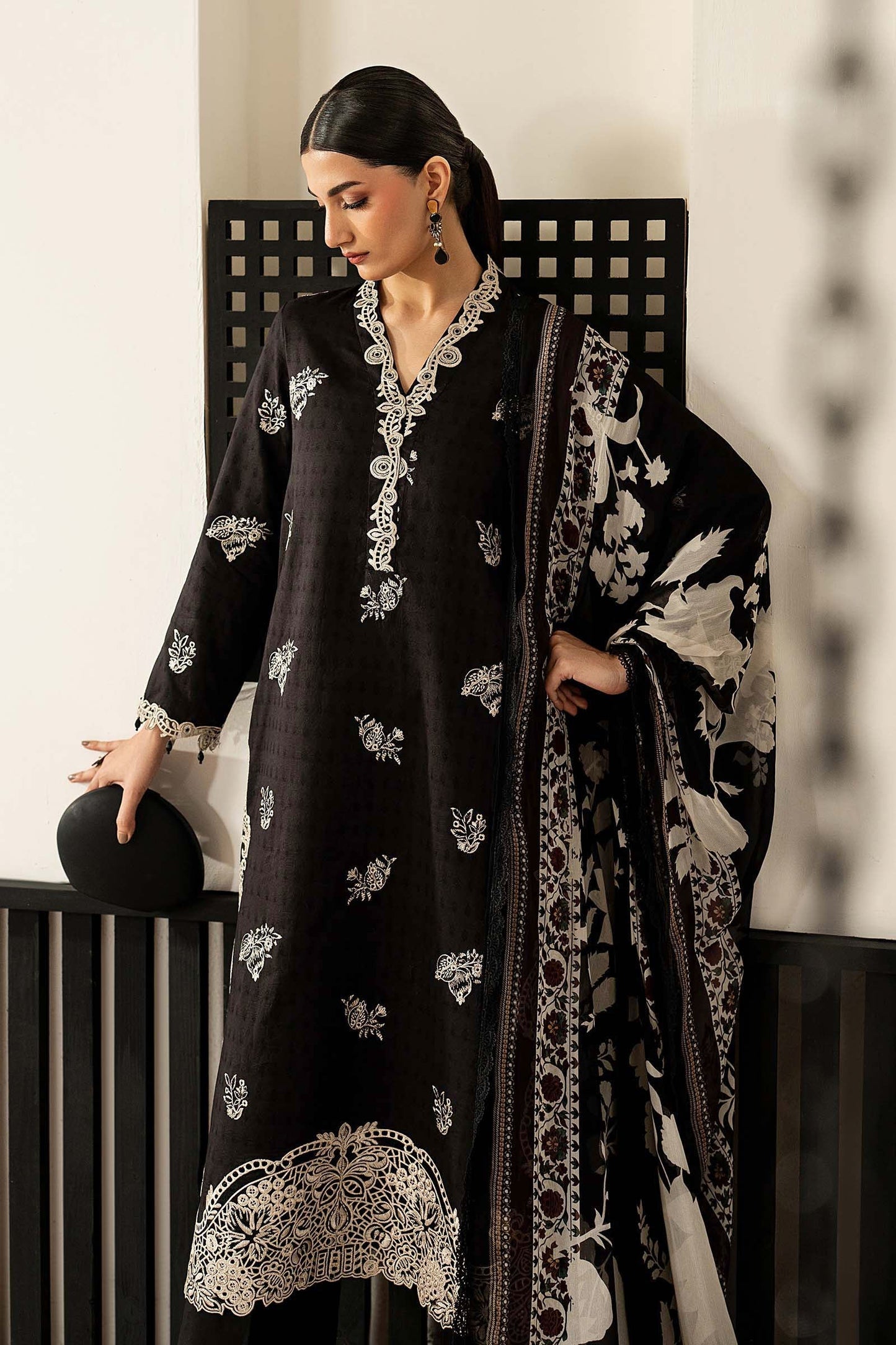 DW-MN26-11 | 3 Piece Embroidered Lawn Suit | MARIA.B