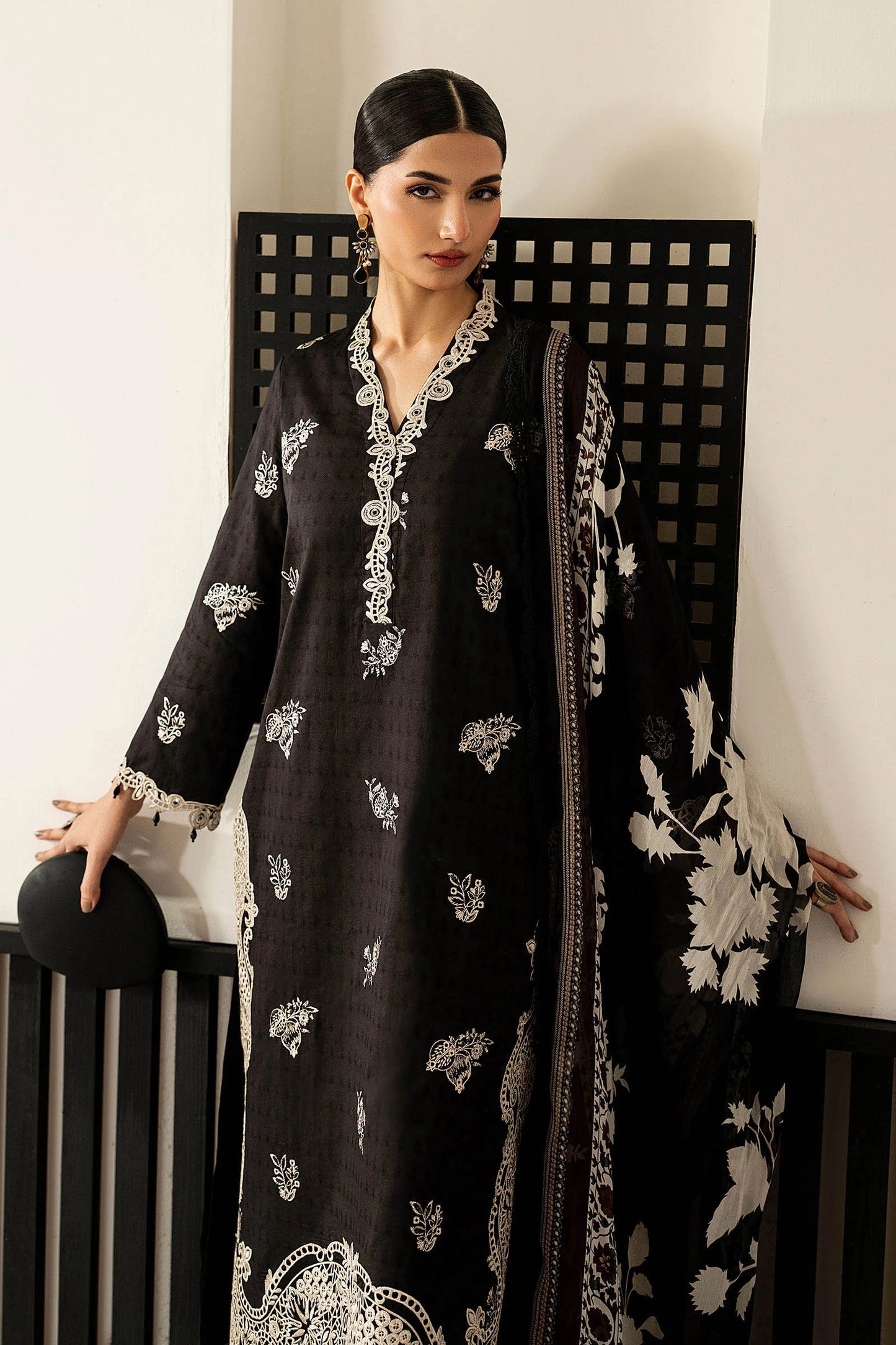 DW-MN26-11 | 3 Piece Embroidered Lawn Suit | MARIA.B