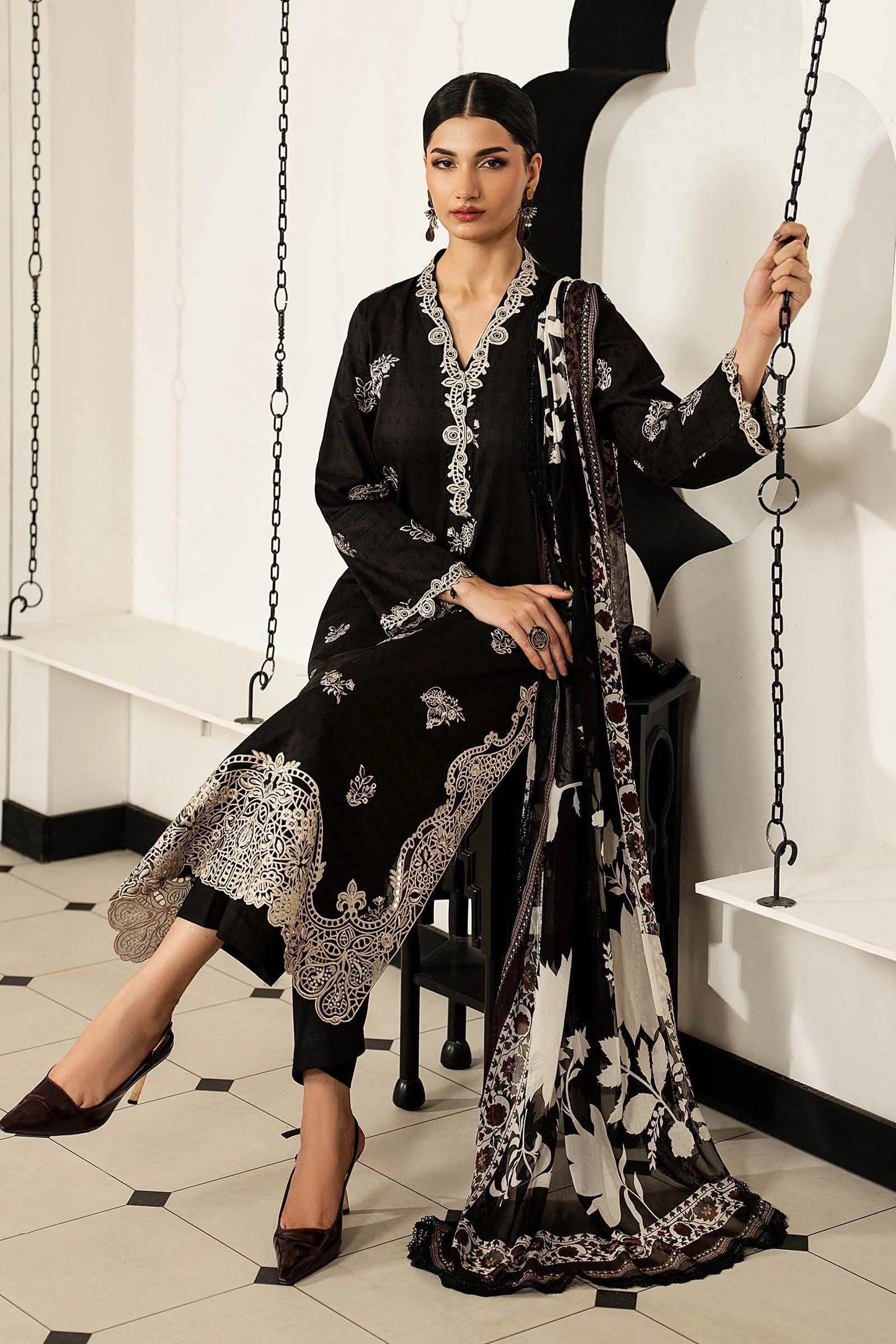 DW-MN26-11 | 3 Piece Embroidered Lawn Suit | MARIA.B