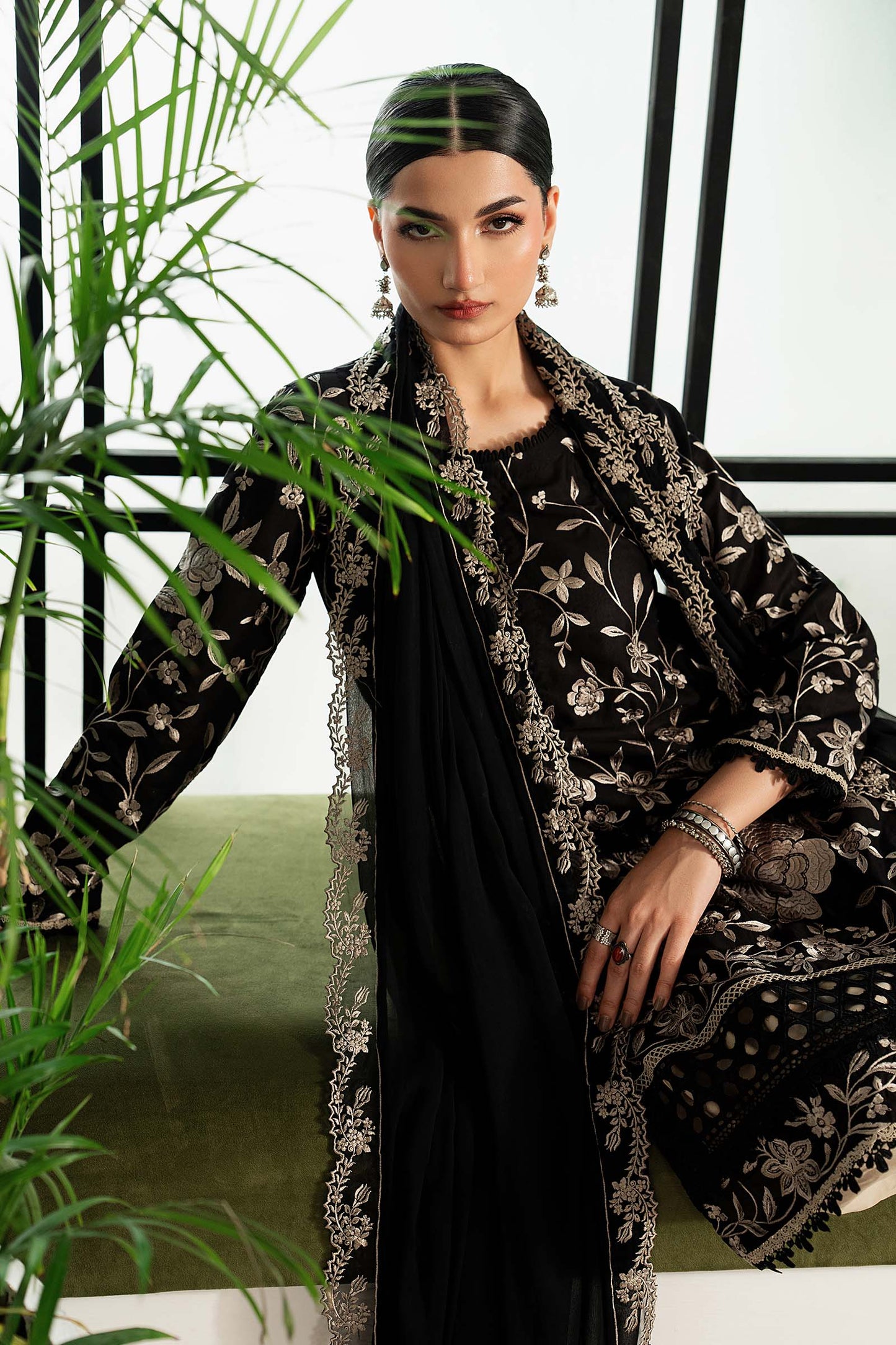 DW-MN26-12 | 3 Piece Embroidered Lawn Suit | MARIA.B