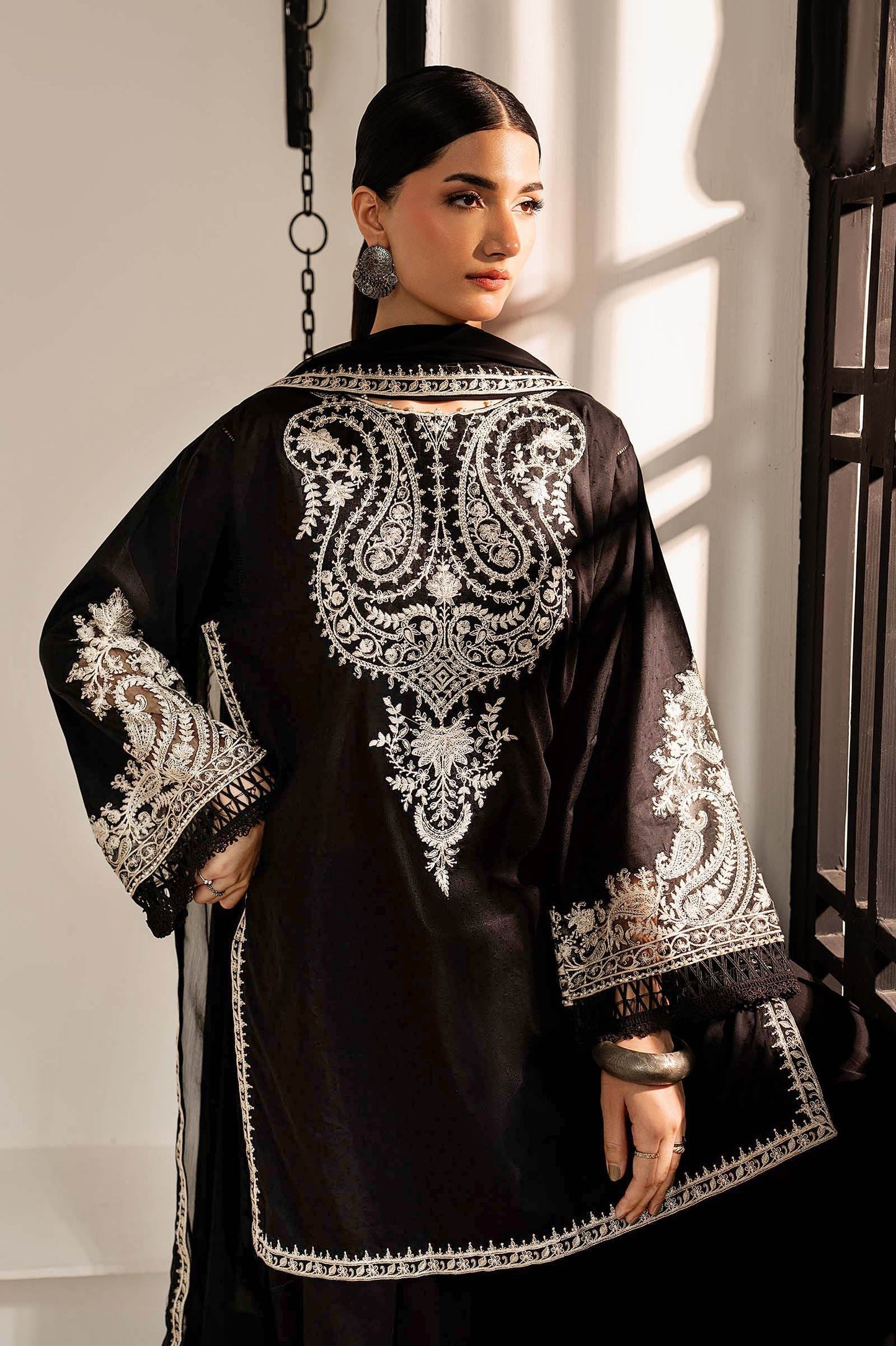 DW-MN25-12R1 | 3 Piece Embroidered Dobby Lawn Suit | MARIA.B