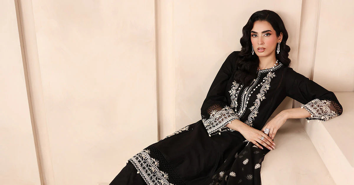 DW-MN25-13-Black | Luxury Pret | MARIA.B