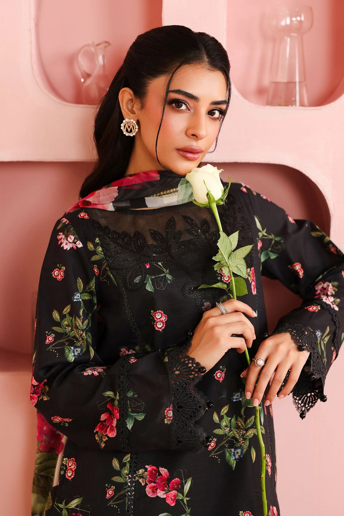 DW-PF25-06-Black | Luxury Pret | MARIA.B