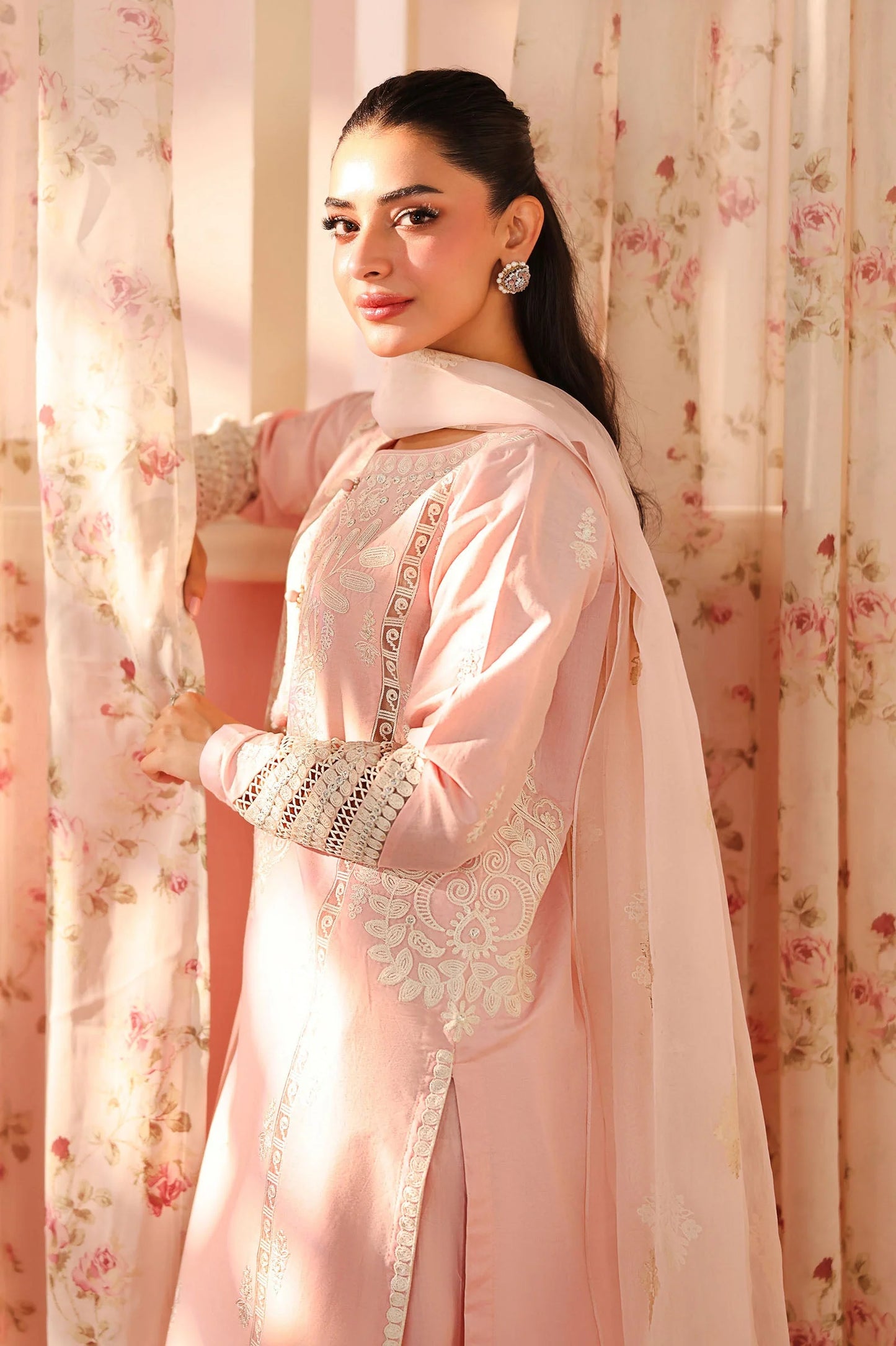 DW-PF25-34-Pink | Luxury Pret | MARIA.B