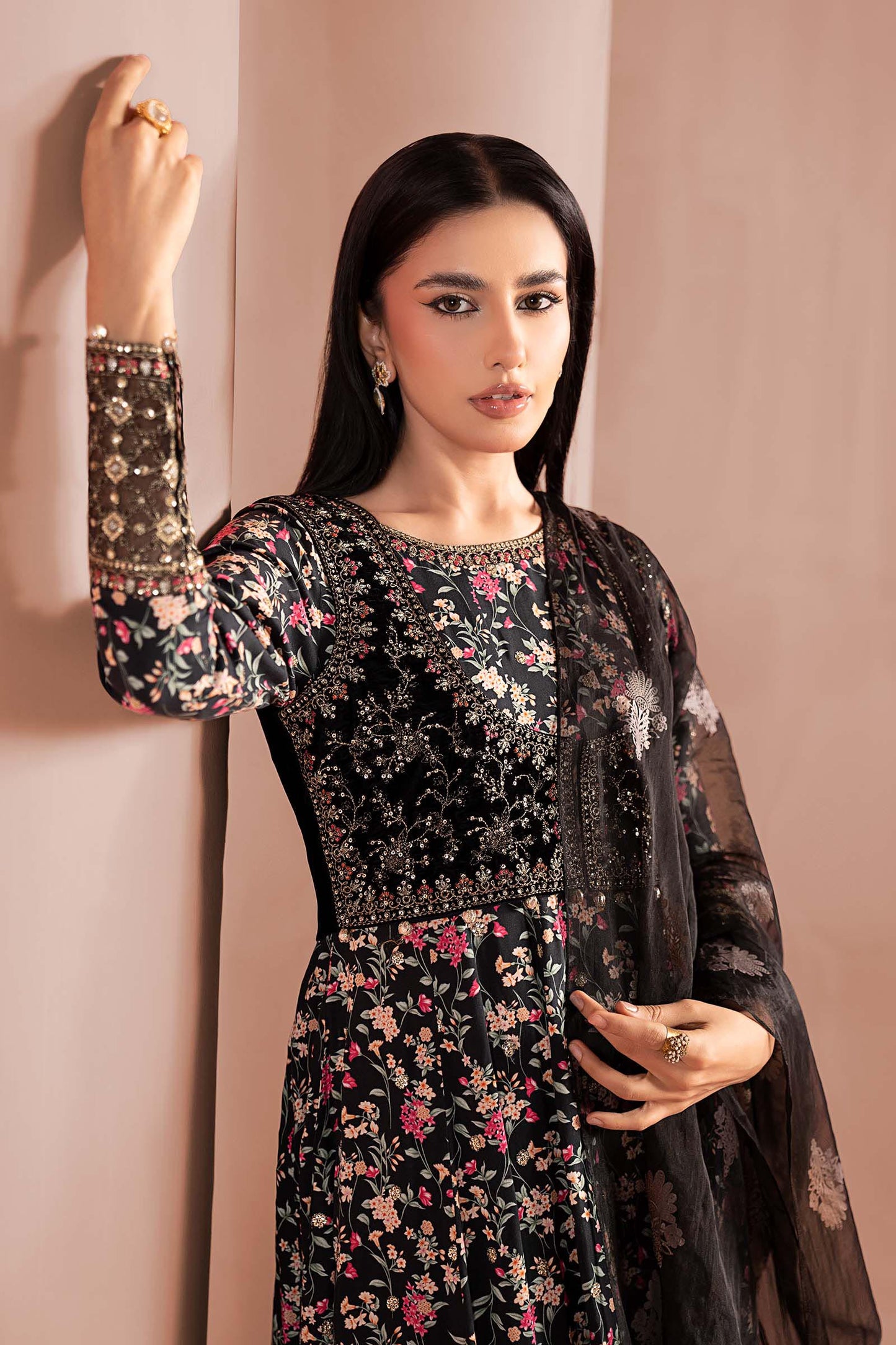 DW-W24-152R1-Black Printed | Luxury Pret | MARIA.B