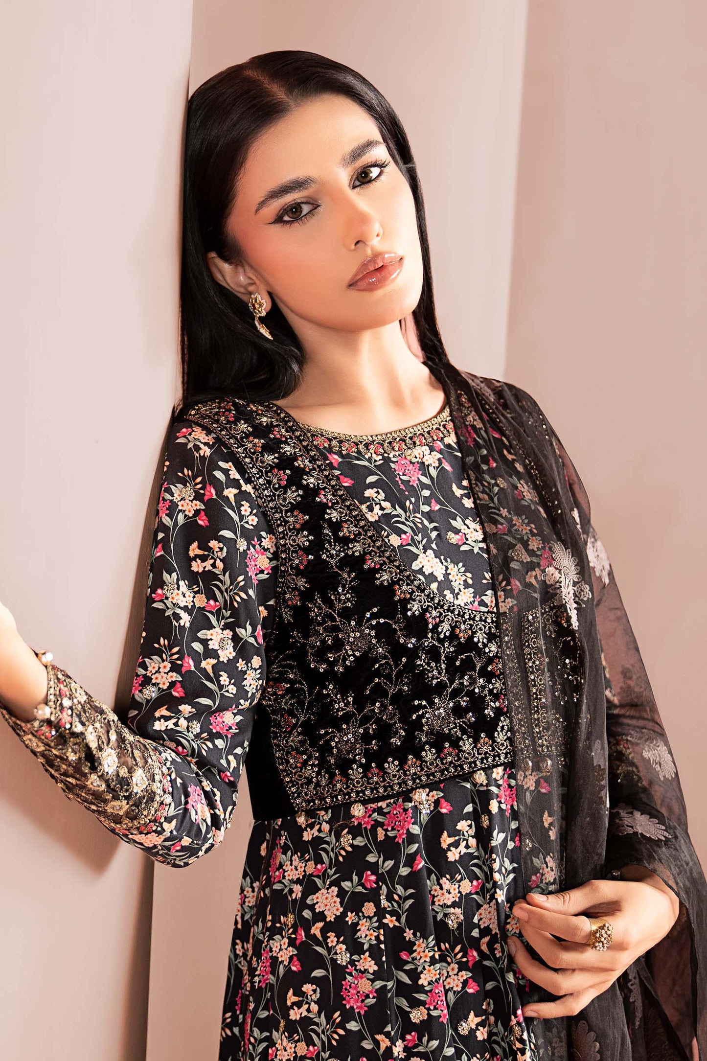 DW-W24-152R1-Black Printed | Luxury Pret | MARIA.B