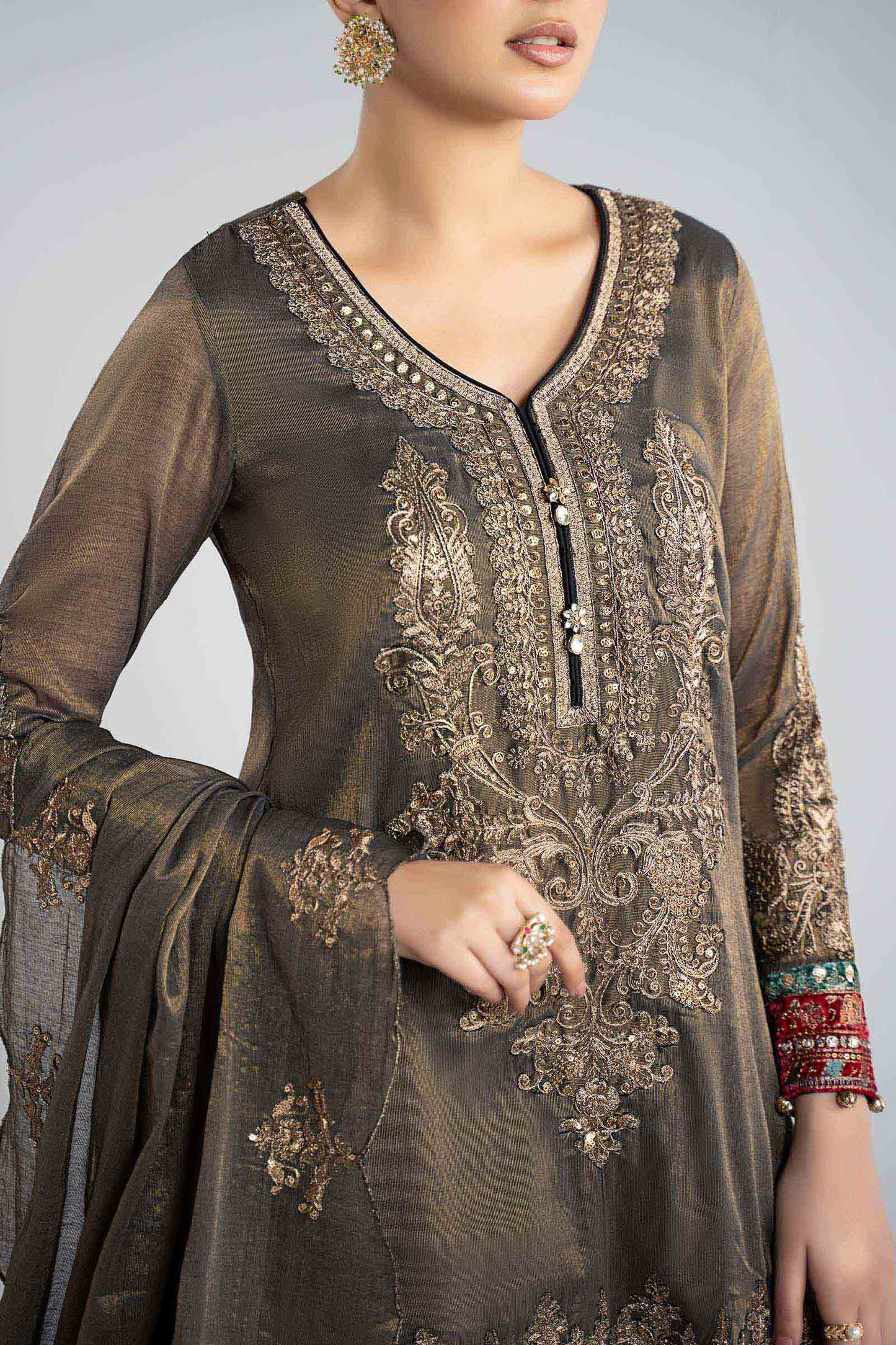 DW-W25-01-Black | Luxury Pret | MARIA.B