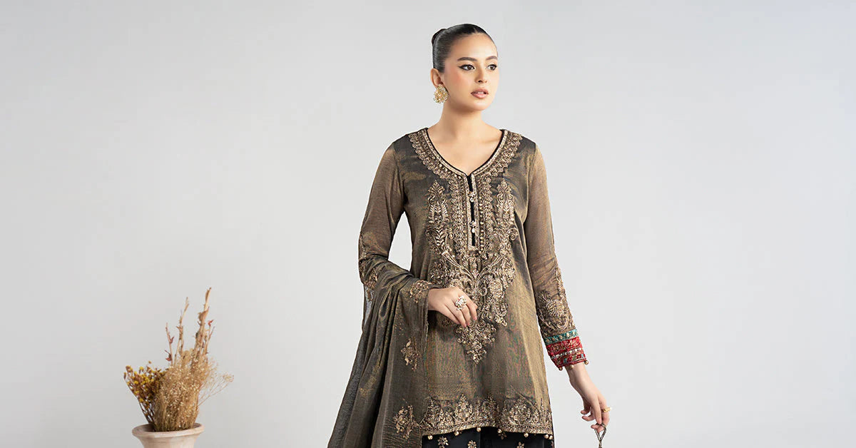 DW-W25-01-Black | Luxury Pret | MARIA.B