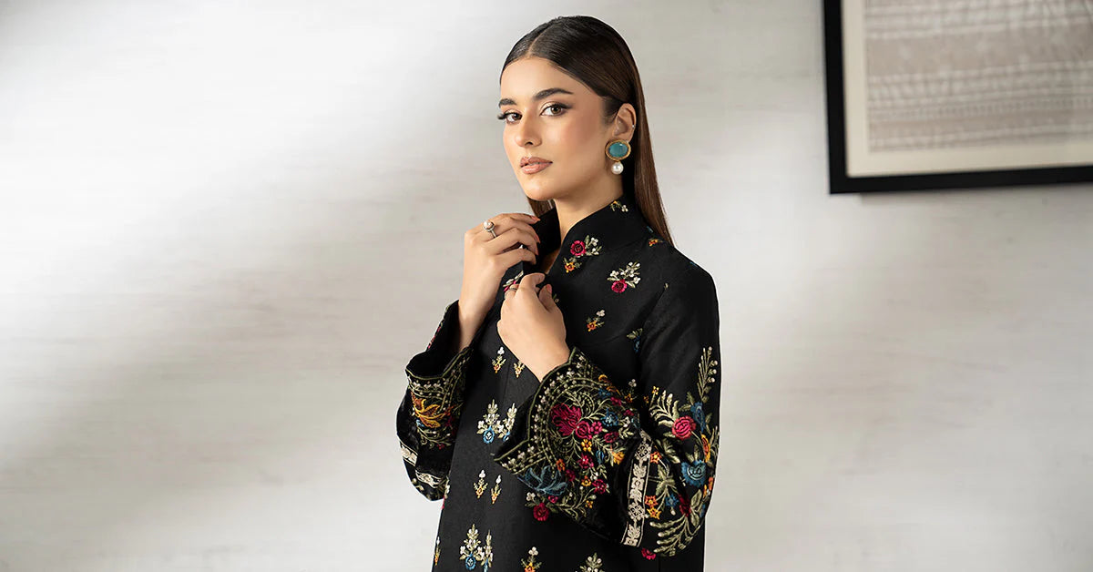 DW-W25-05-Black | Luxury Pret | MARIA.B