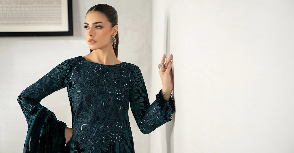 DW-W25-19-Teal | Luxury Pret | MARIA.B