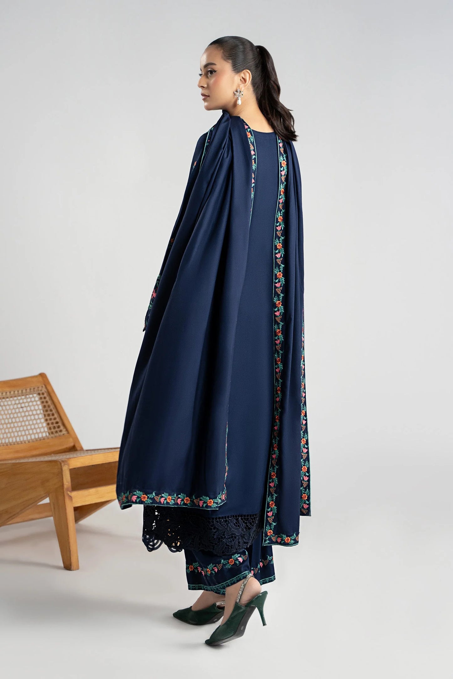 DW-W25-26-Blue | Luxury Pret | MARIA.B