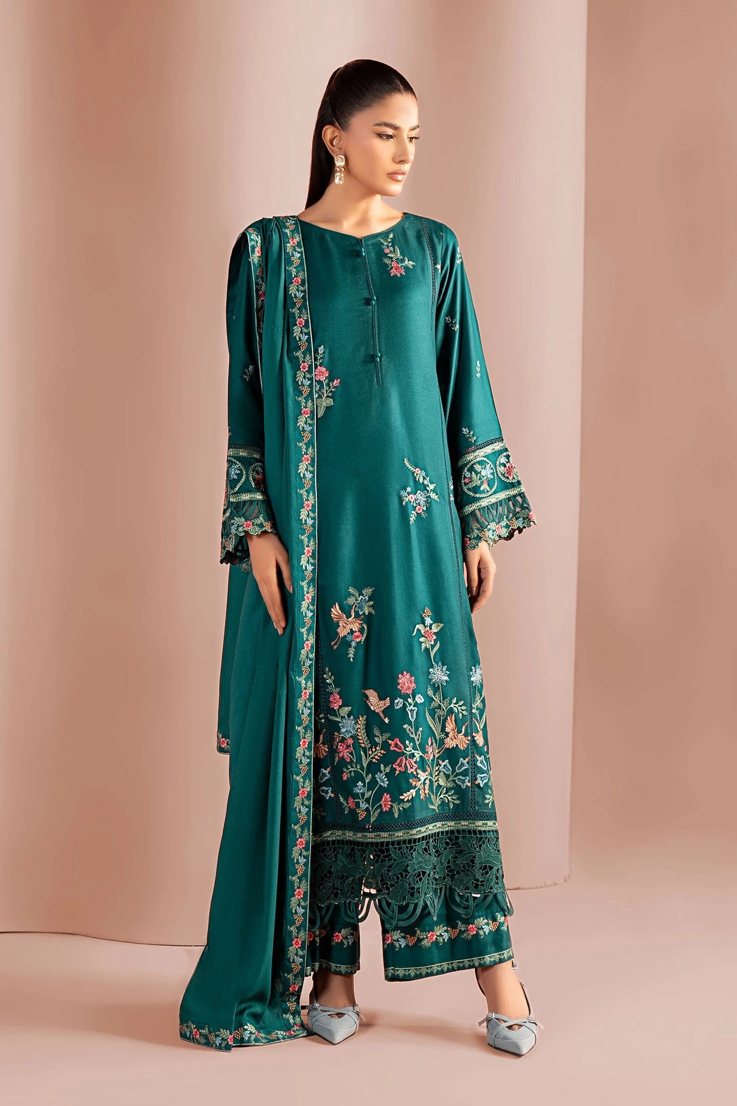 DW-W25-26-Green | Luxury Pret | MARIA.B