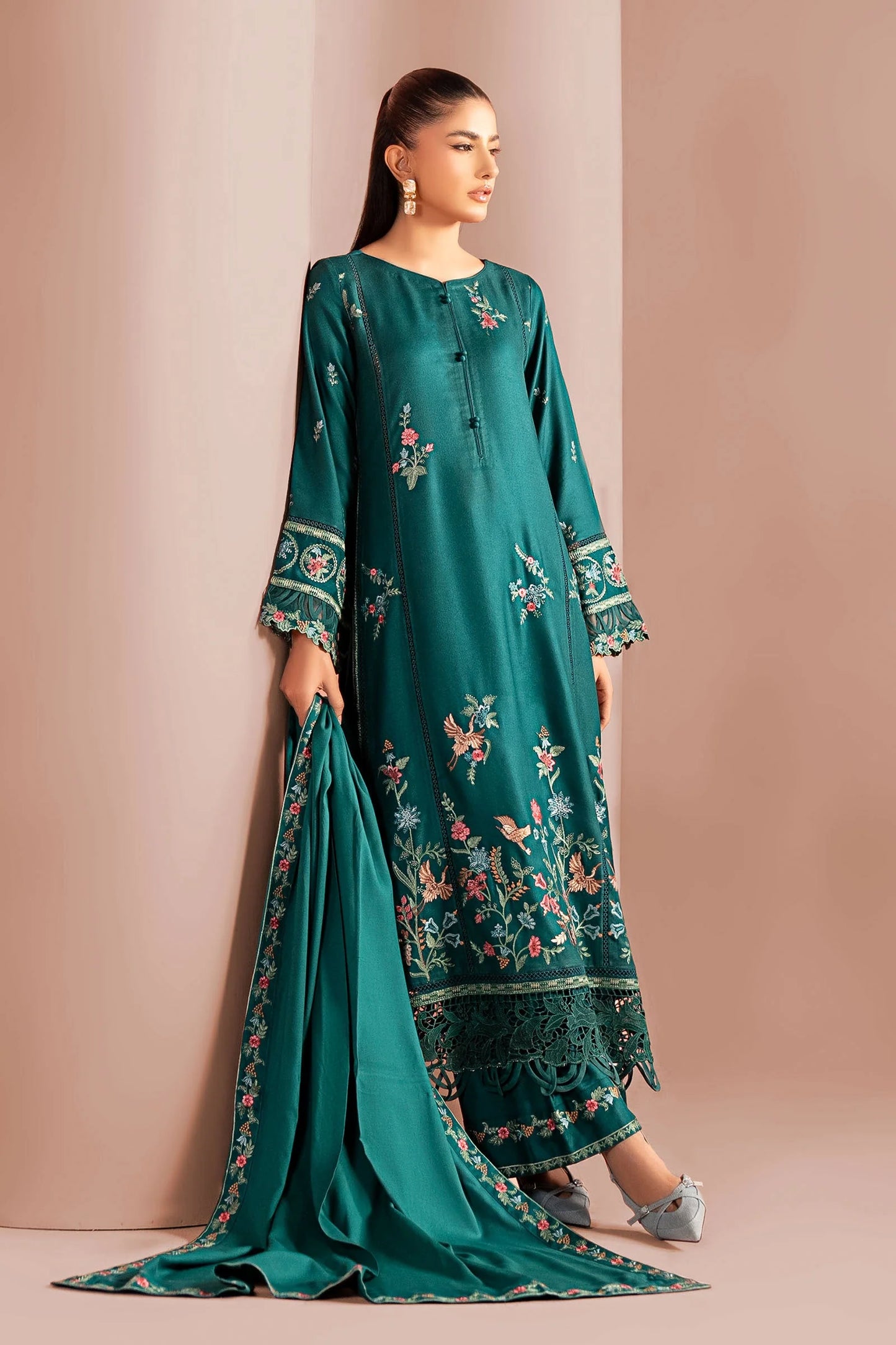 DW-W25-26-Green | Luxury Pret | MARIA.B