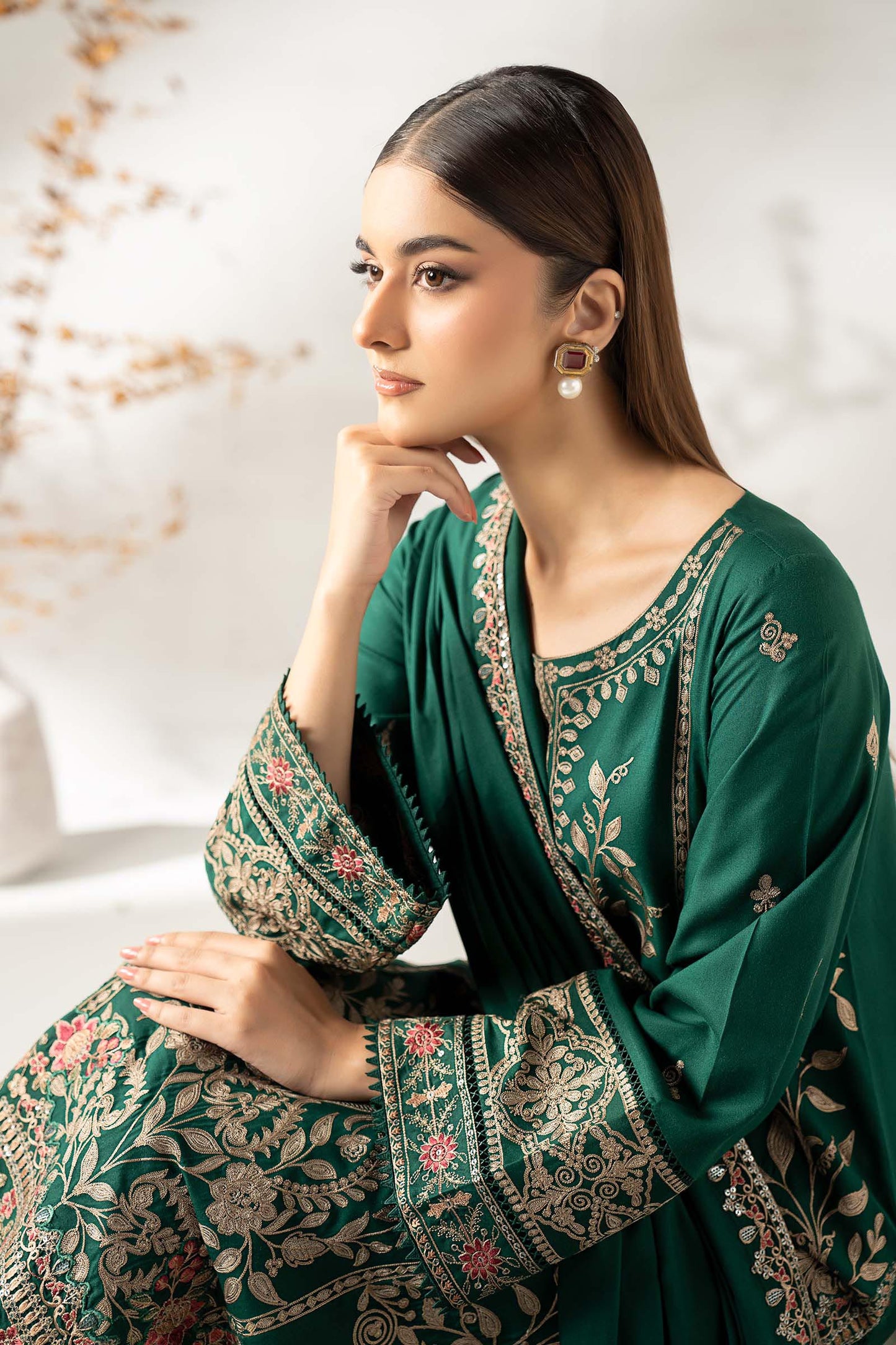 DW-W25-32-Green | Luxury Pret | MARIA.B