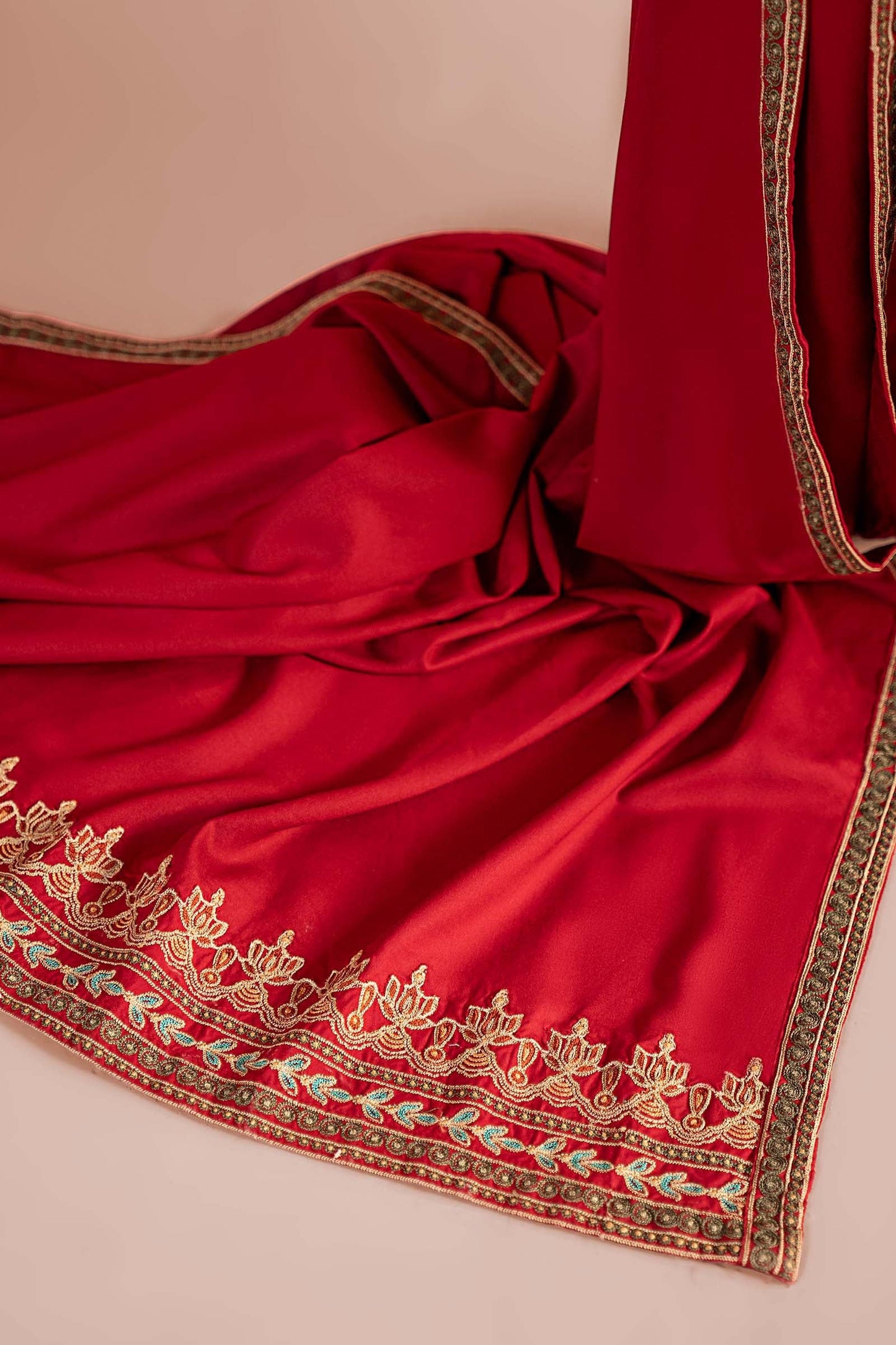 DW-W25-36-Red | Luxury Pret | MARIA.B