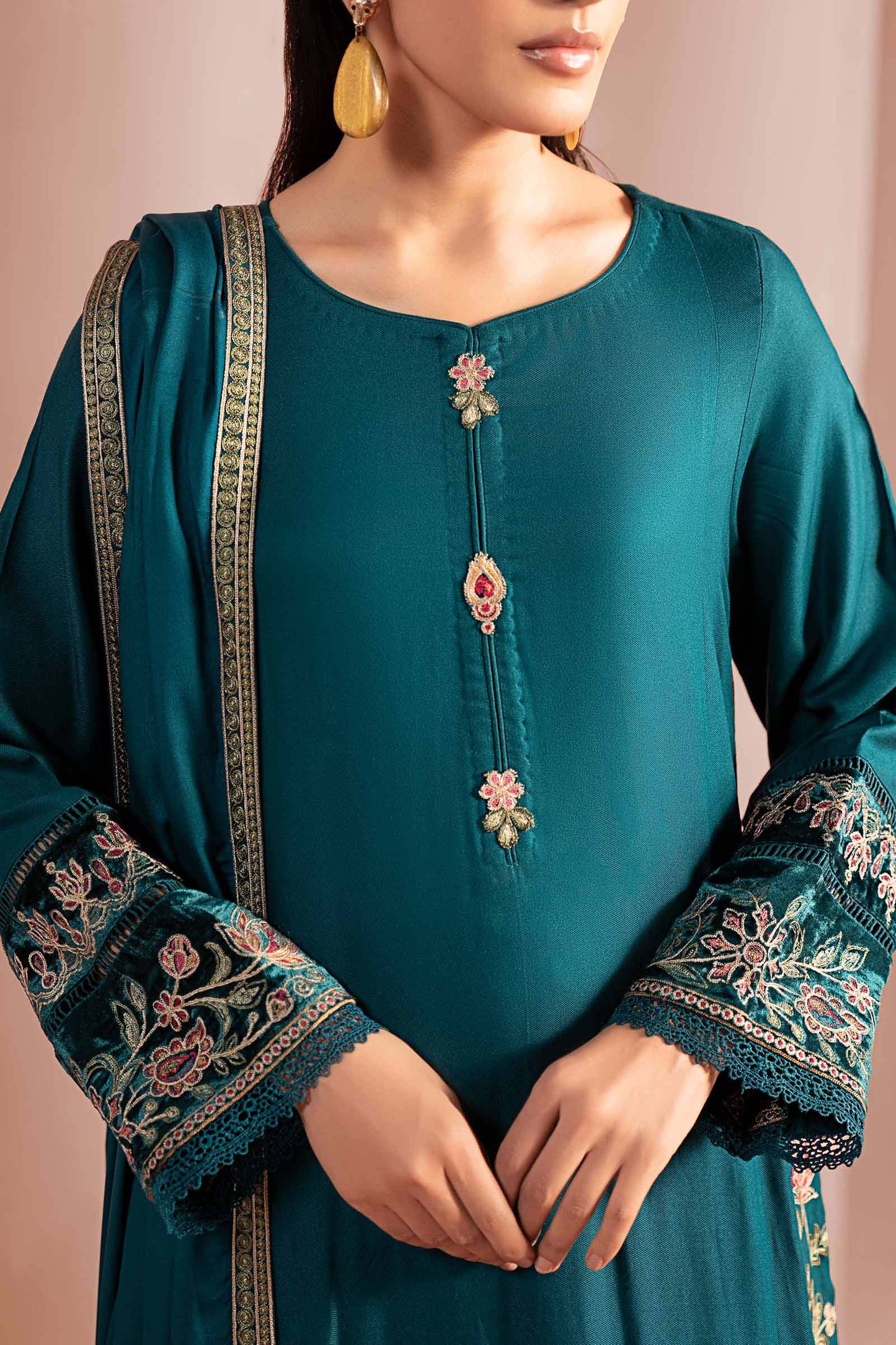 DW-W25-36-Teal | Luxury Pret | MARIA.B