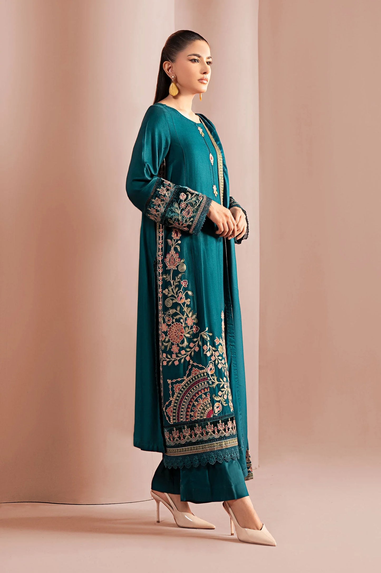 DW-W25-36-Teal | Luxury Pret | MARIA.B