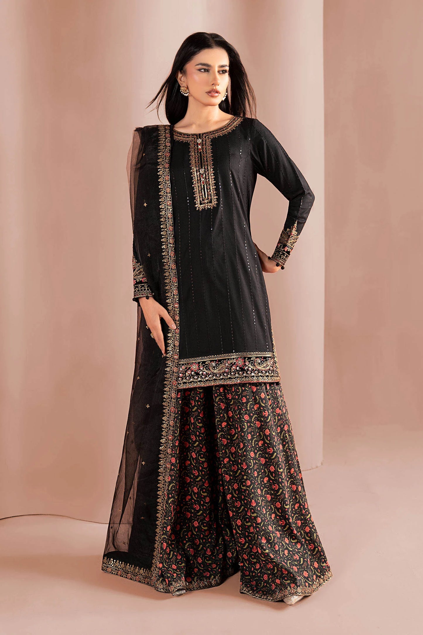 DW-W25-40-Black | Luxury Pret | MARIA.B