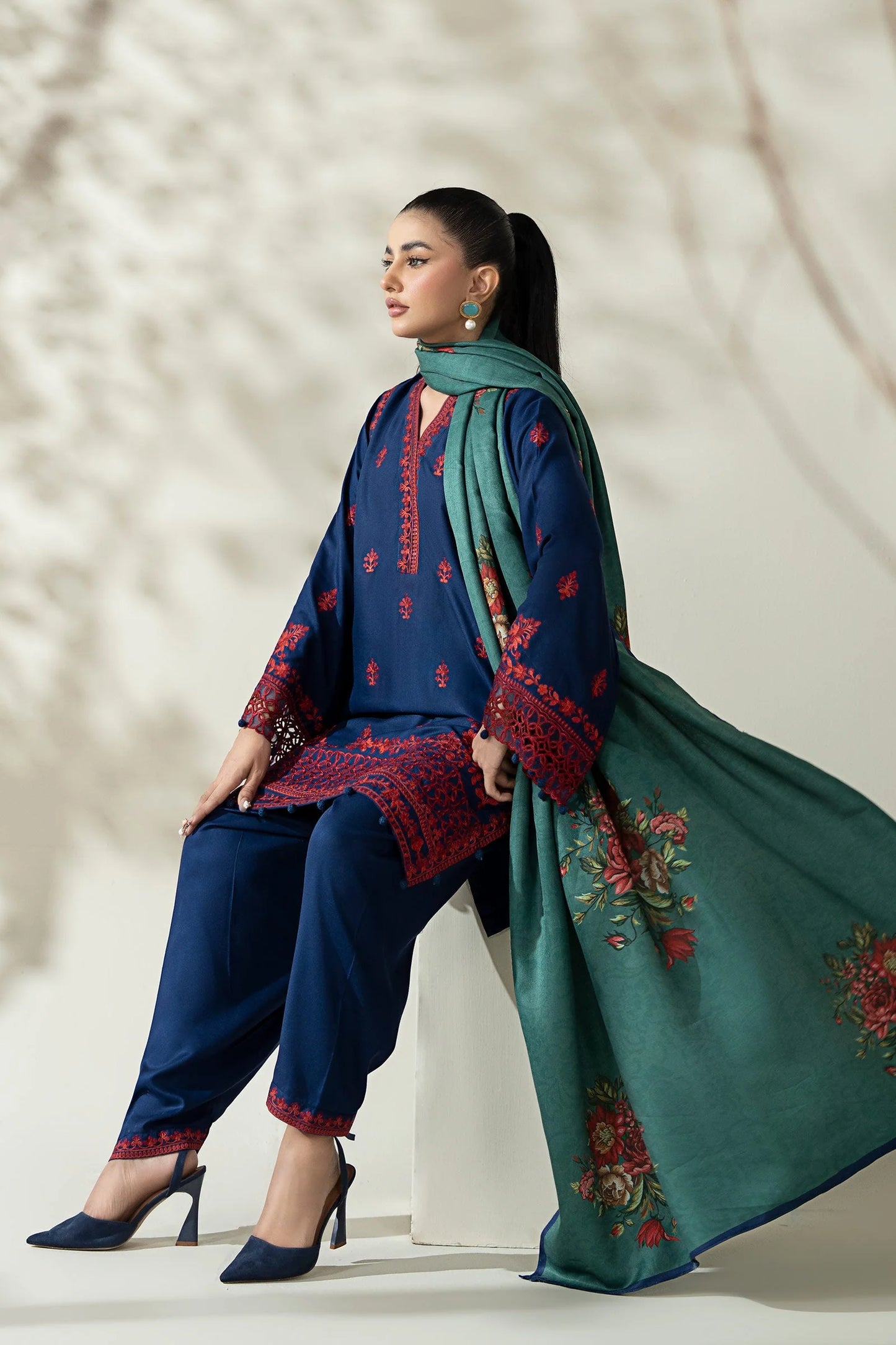 DW-W25-46-Blue | Luxury Pret | MARIA.B