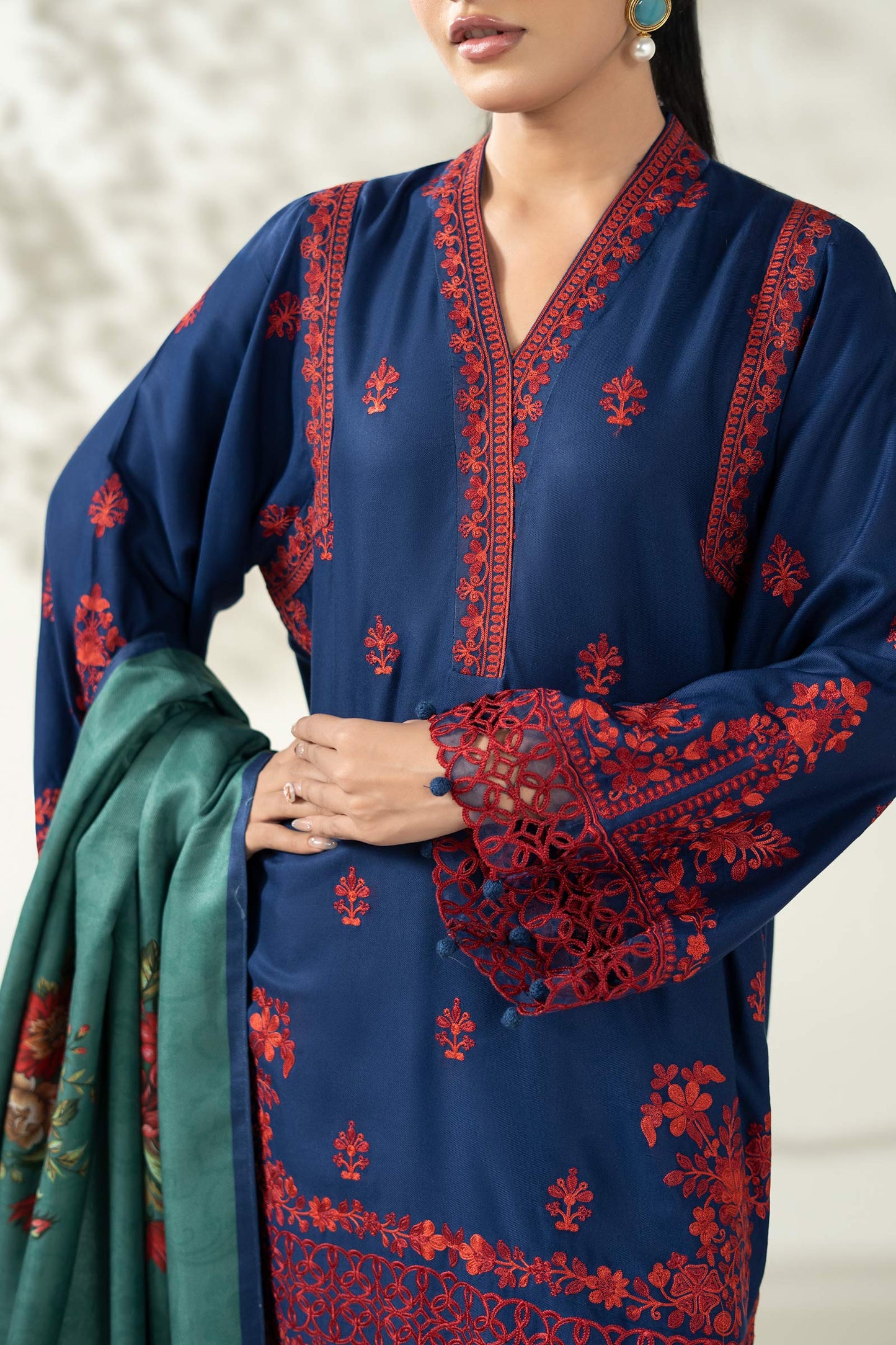 DW-W25-46-Blue | Luxury Pret | MARIA.B