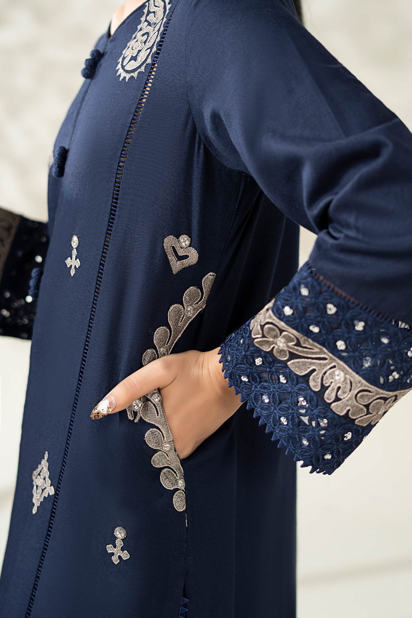 DW-W25-54-Blue | Luxury Pret | MARIA.B