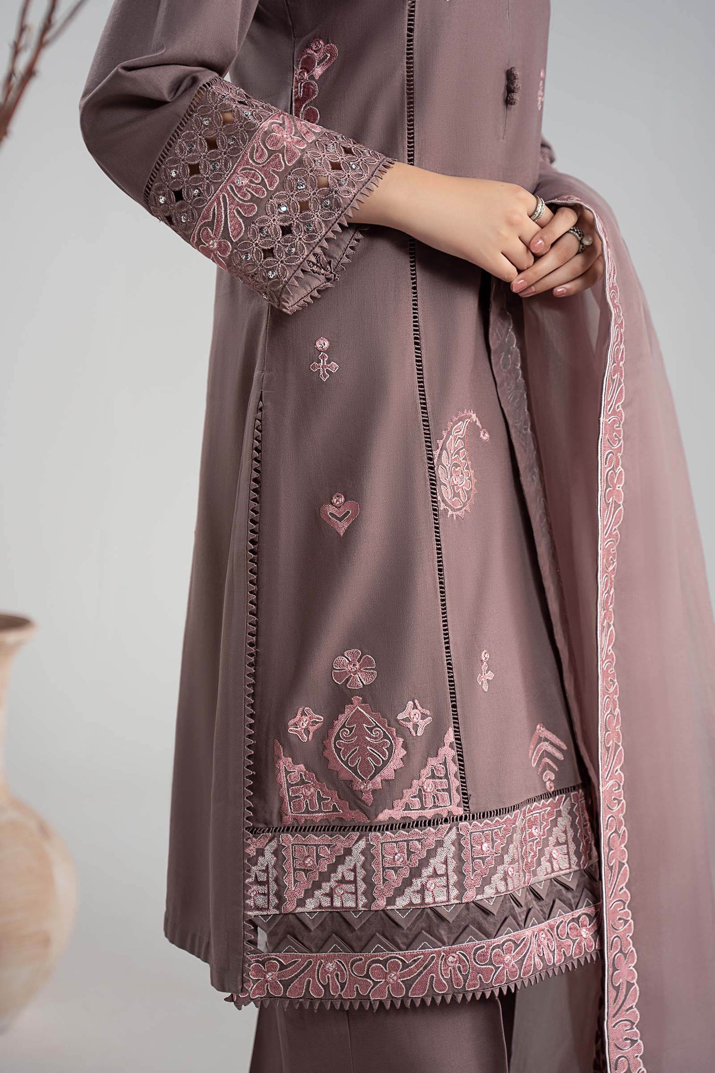 DW-W25-54-Peachy Pink | Luxury Pret | MARIA.B