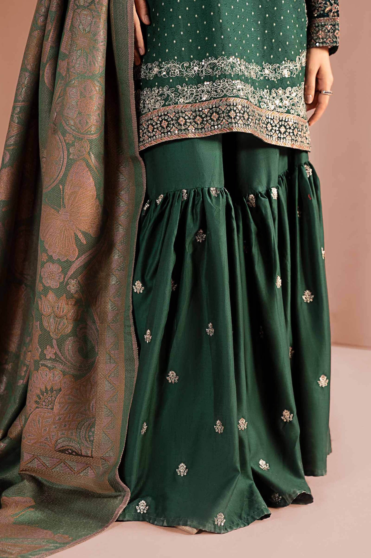 DW-W25-61-Green | Luxury Pret | MARIA.B