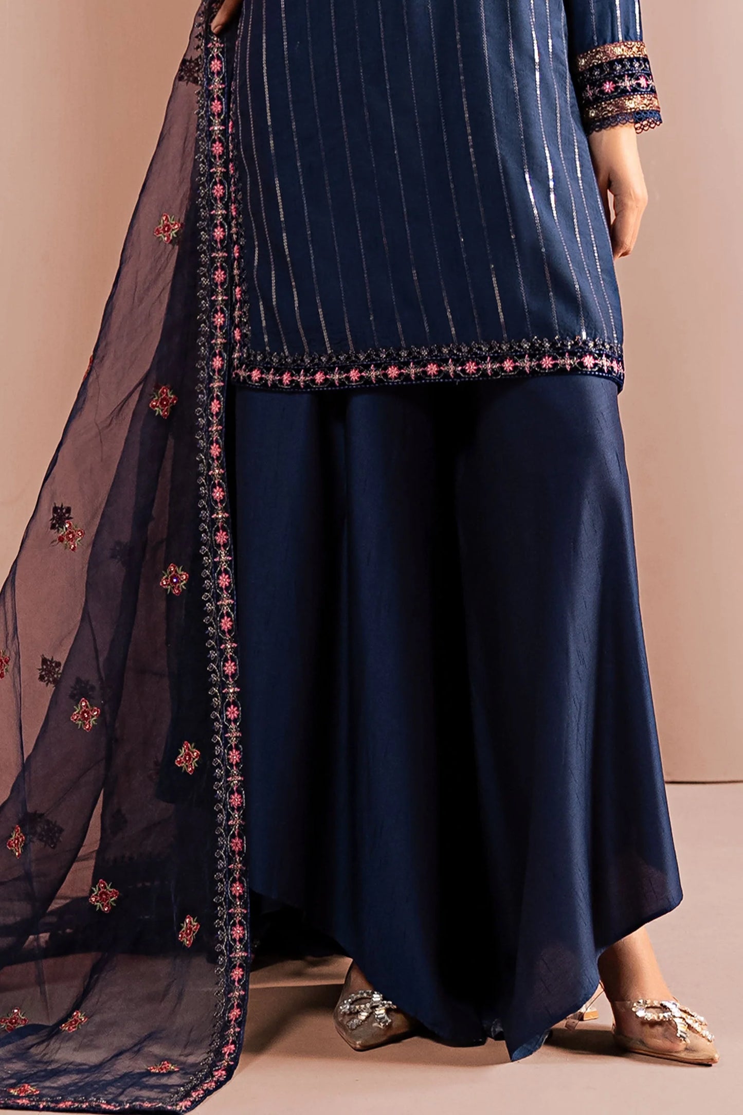 DW-W25-63-Blue | Luxury Pret | MARIA.B