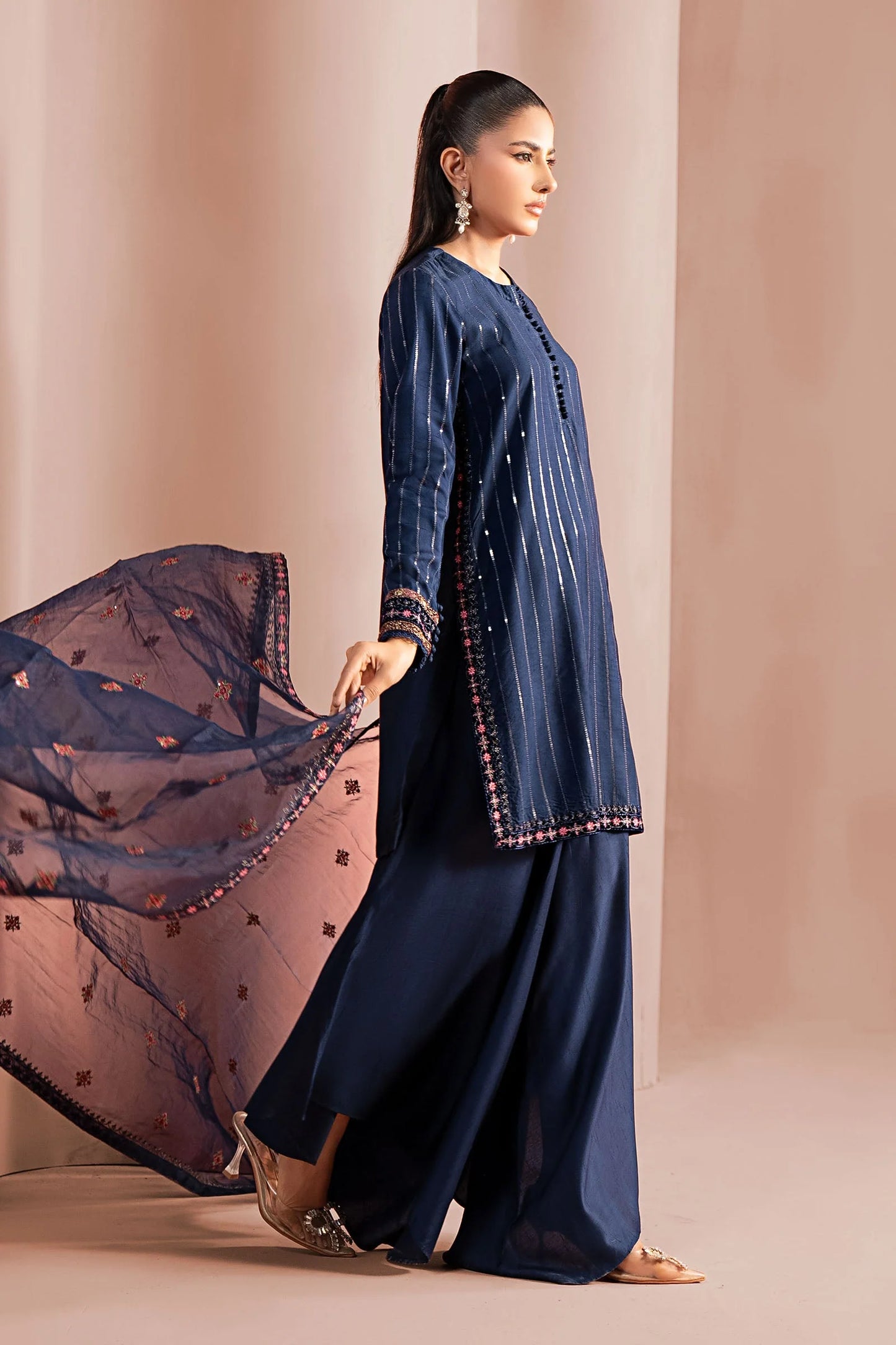 DW-W25-63-Blue | Luxury Pret | MARIA.B