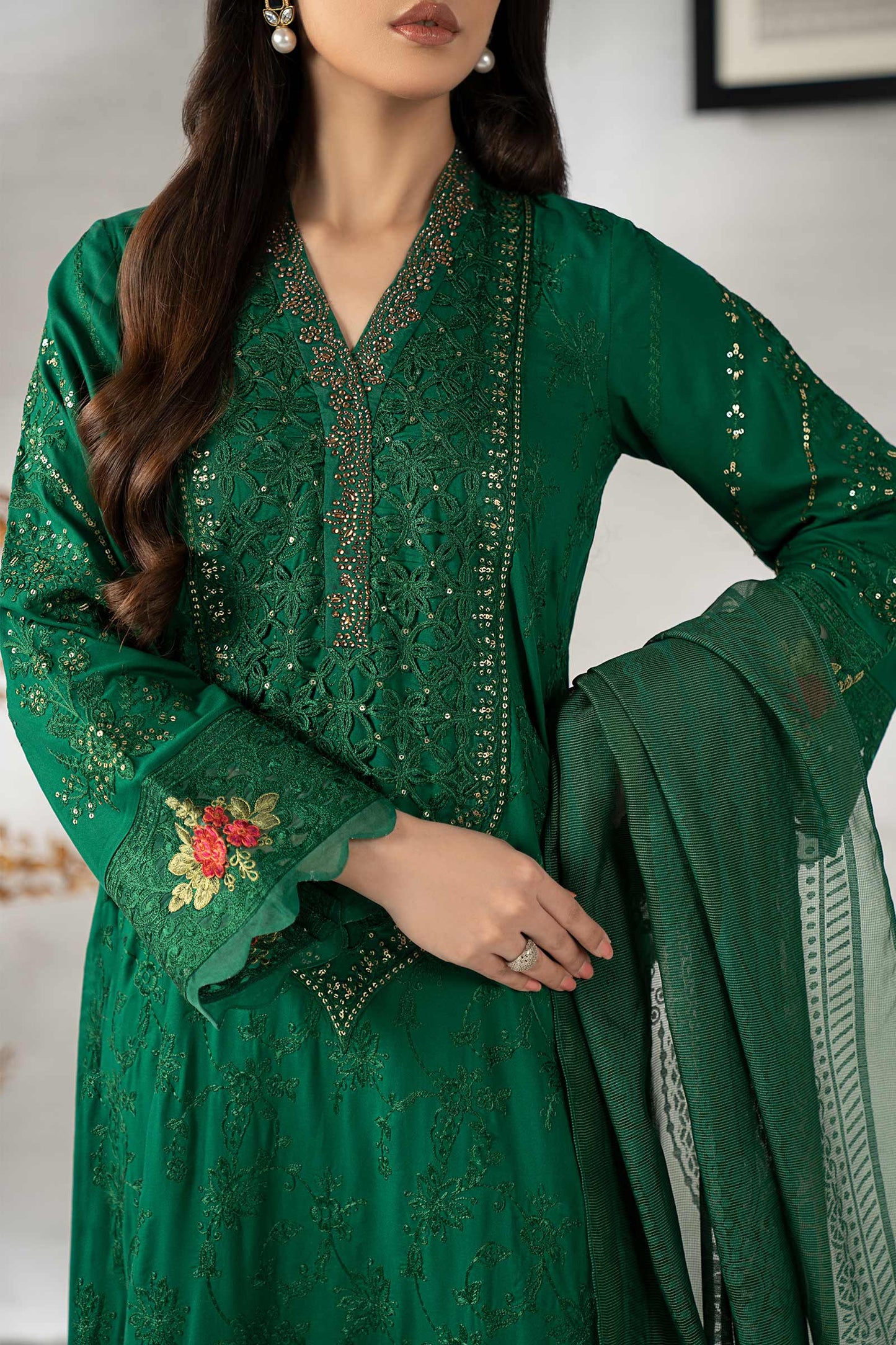 DW-W25-74-Green | Luxury Pret | MARIA.B