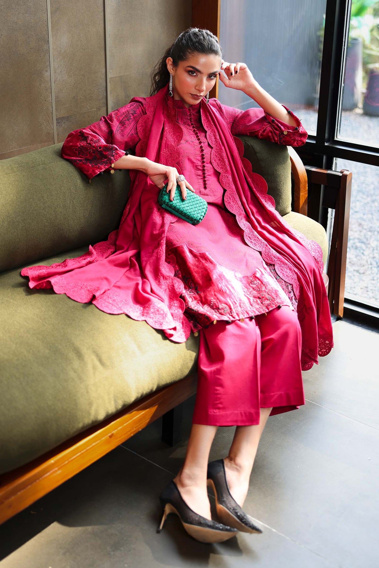 DW-W25-75-Red | Luxury Pret | MARIA.B