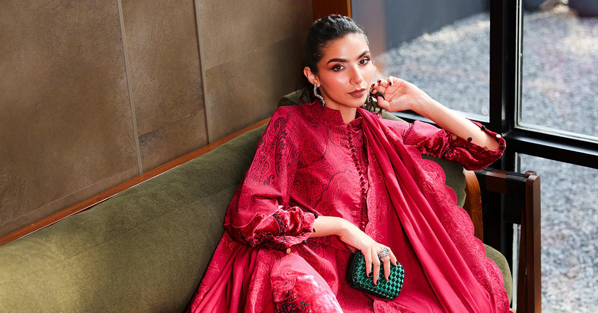 DW-W25-75-Red | Luxury Pret | MARIA.B