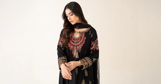 DW-EF22-13R1-Black | Luxury Pret | MARIA.B