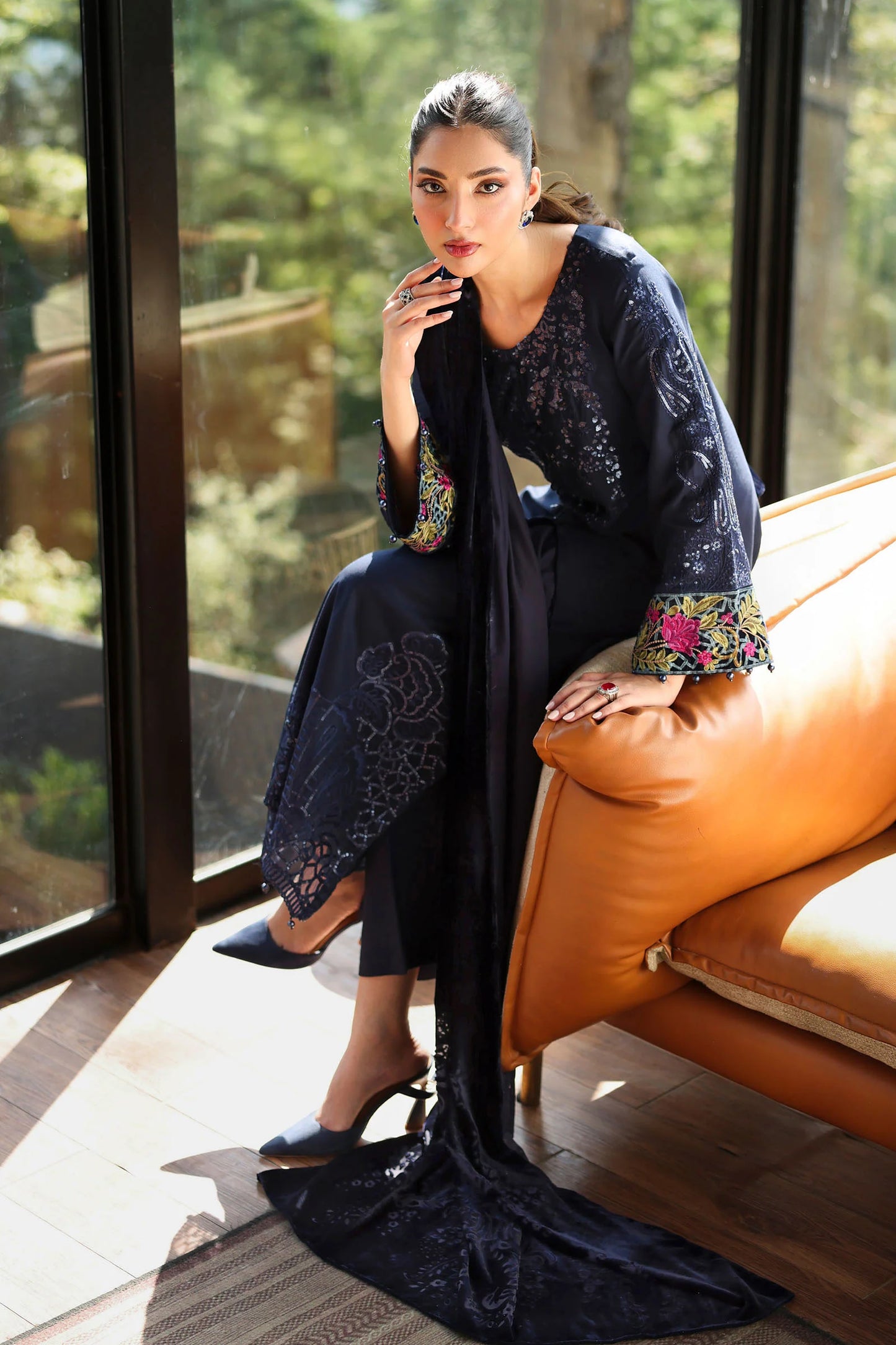 DW-W25-20-Blue | Luxury Pret | MARIA.B