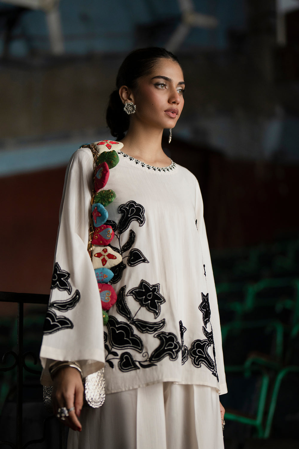 OFF WHITE | E0610/119/002 | Boho Look Book | Ethnc