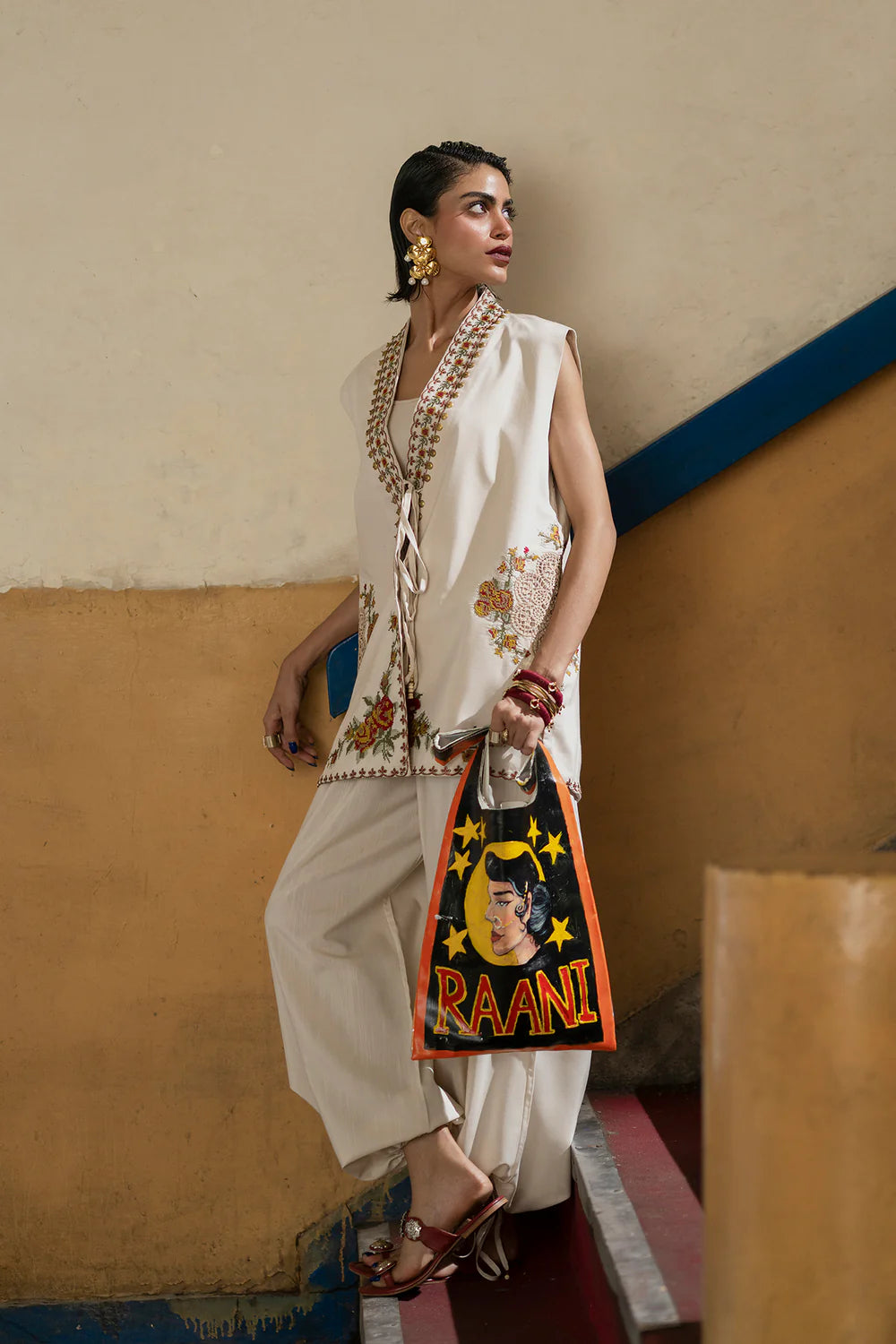 ANTIQUE WHITE | E0612/119/006 | Boho Look Book | Ethnc