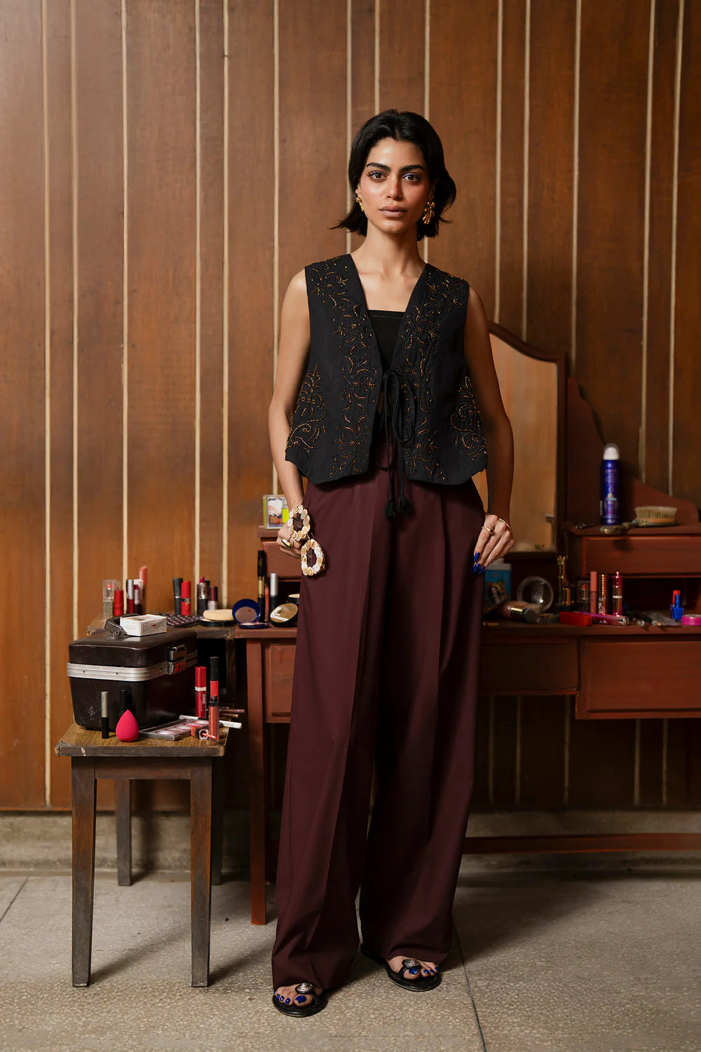 JET BLACK | E0638/119/902 | Boho Look Book | Ethnc